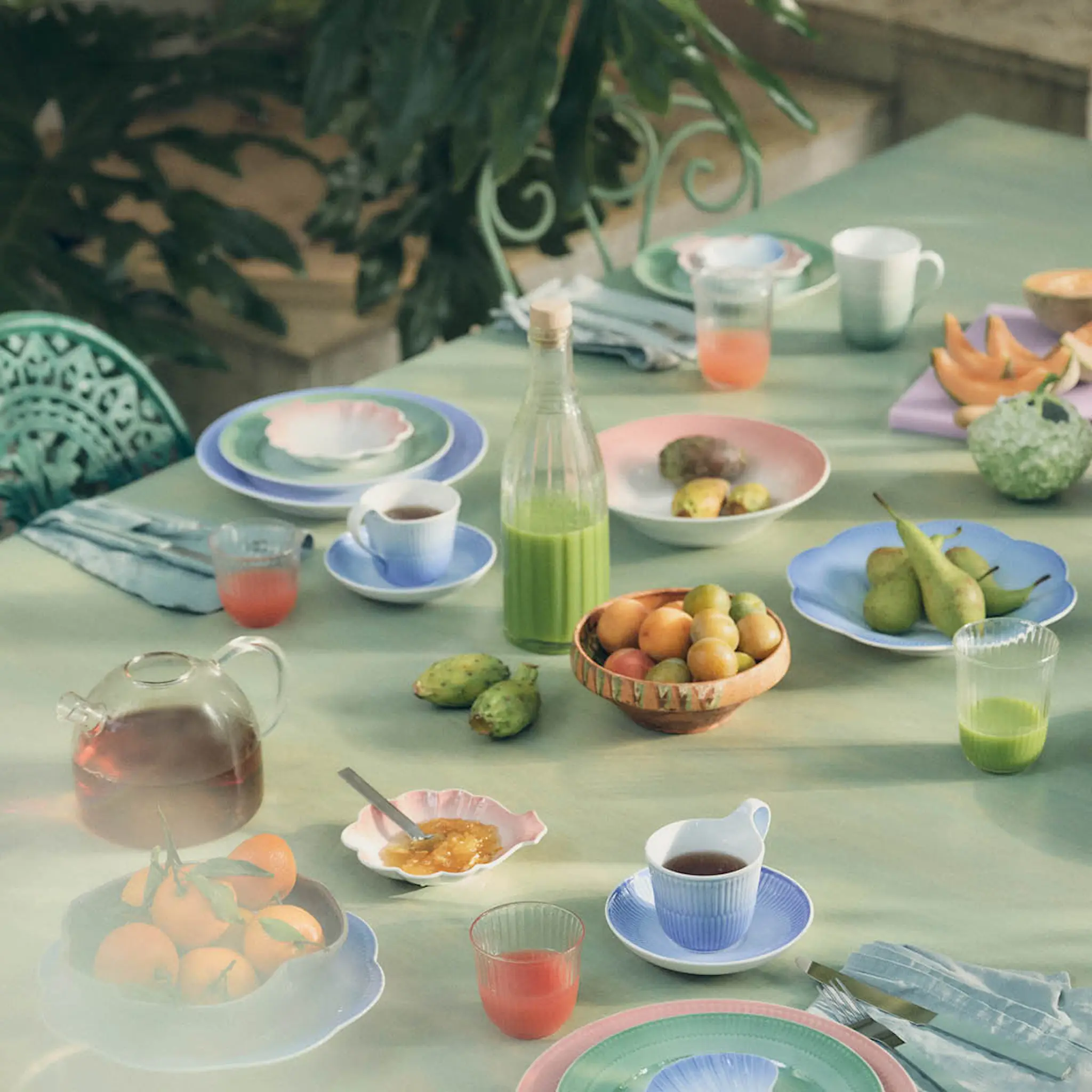 Royal Copenhagen Iris dyp tallerken 25 cm blå