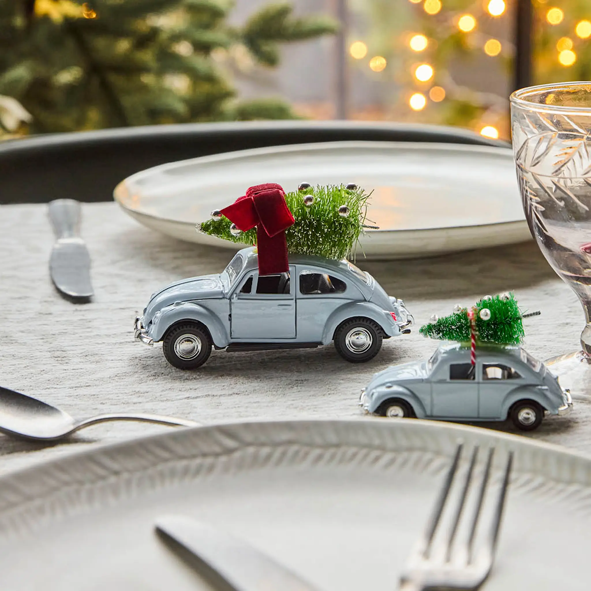 House Doctor Xmas bil dekoration 12,5 cm ljusblå