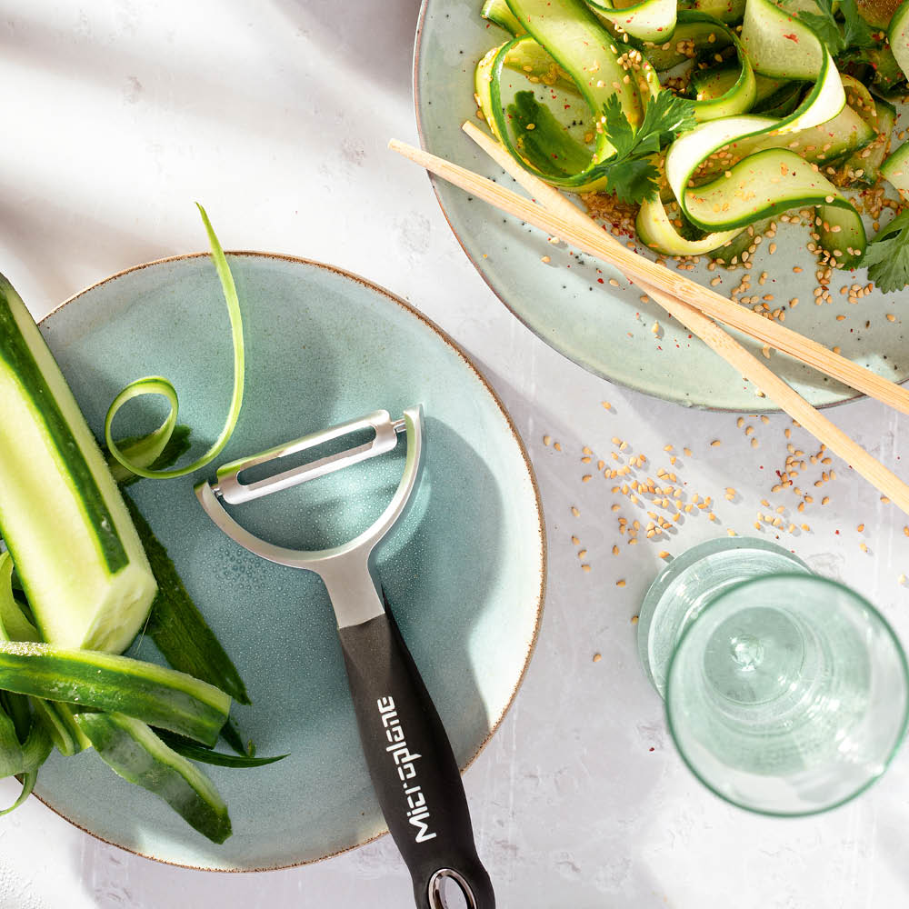 Microplane Professional Y-skreller rett svart