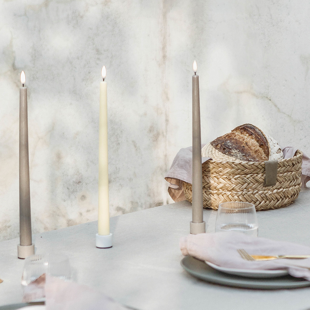 Uyuni Lighting Taper Candles ljusstake 3,2x2,3 cm 2-pack vit