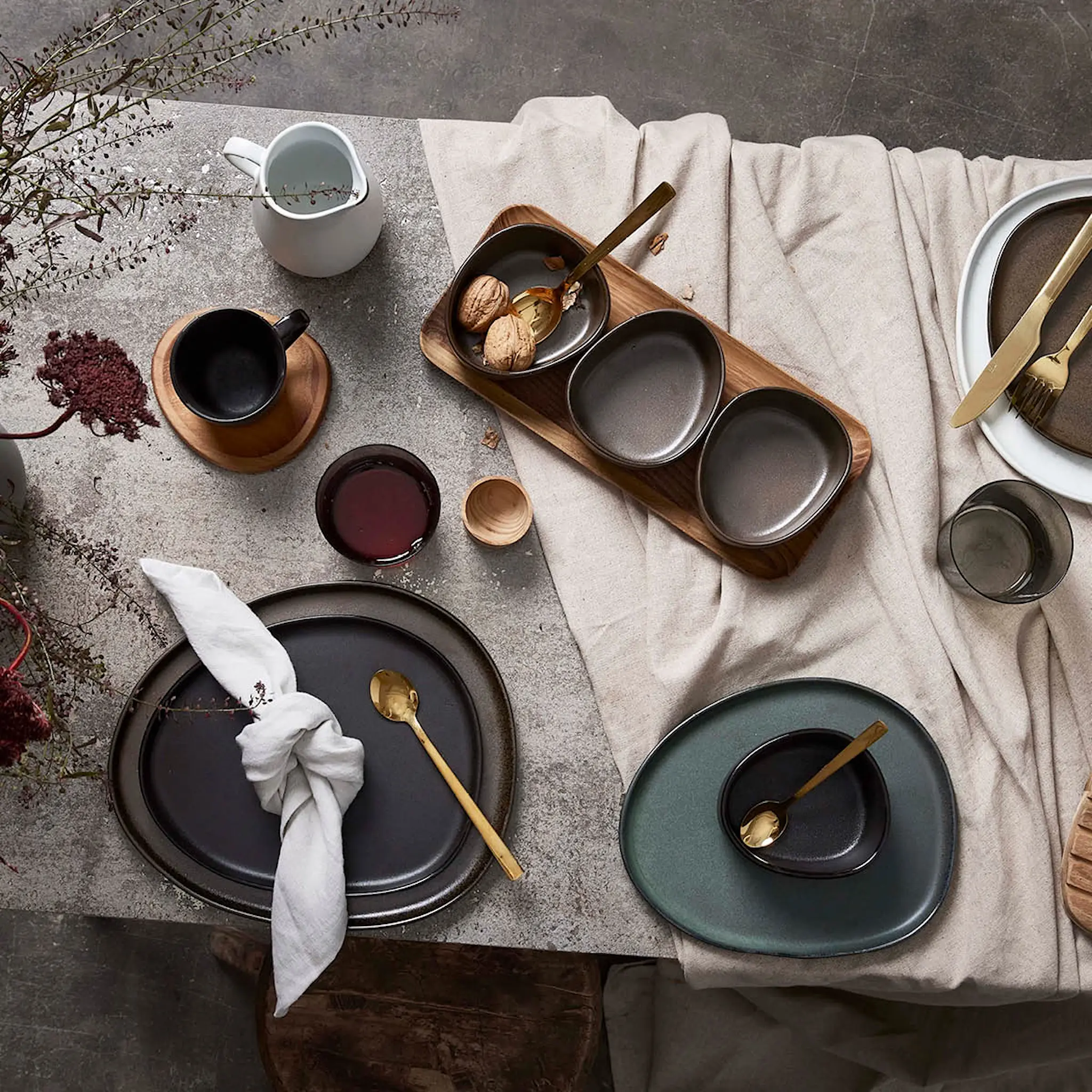 Aida Raw Titanium Black Kahvikuppi 20 cl