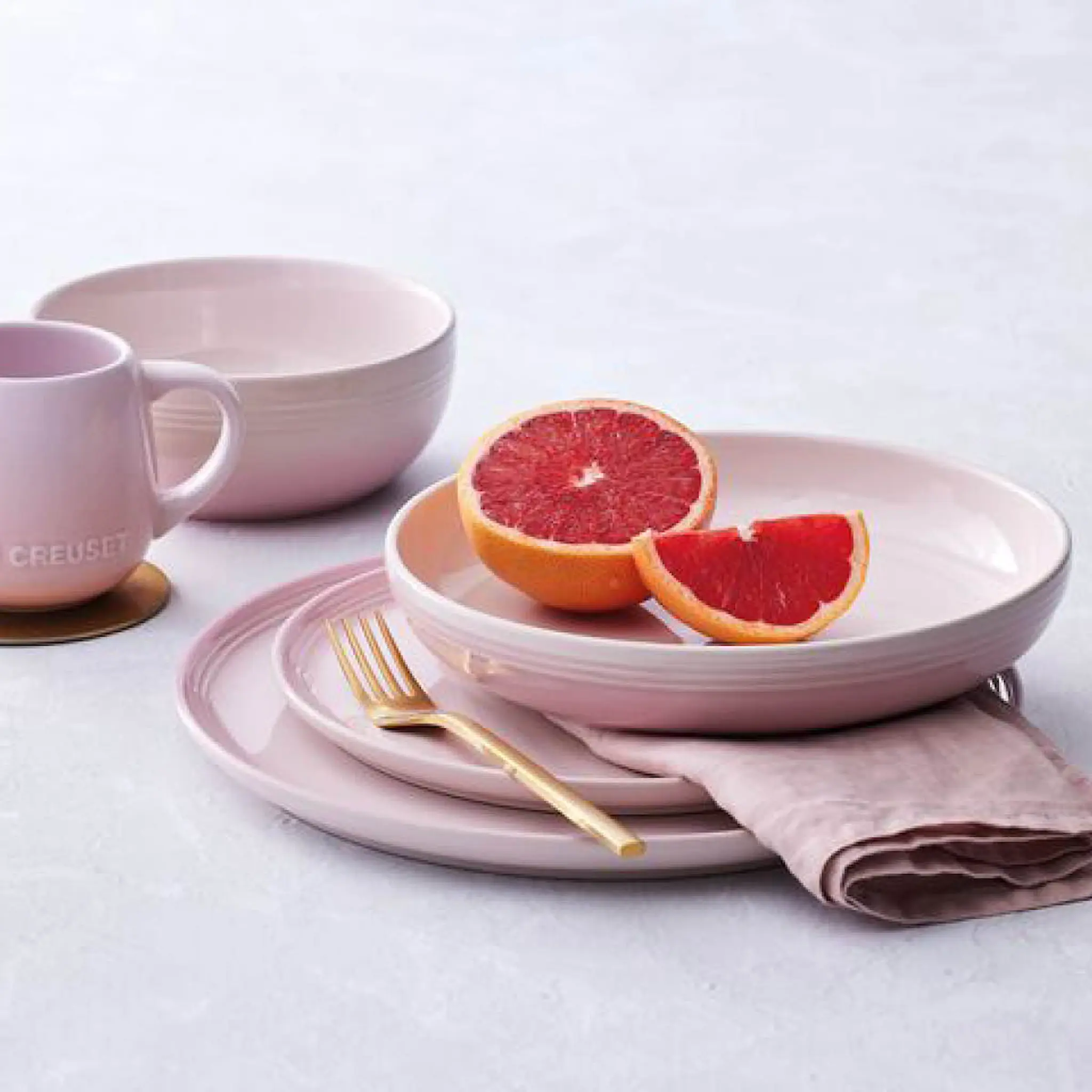 Le Creuset Coupe Collection Pastalautanen 22 cm Shell Pink