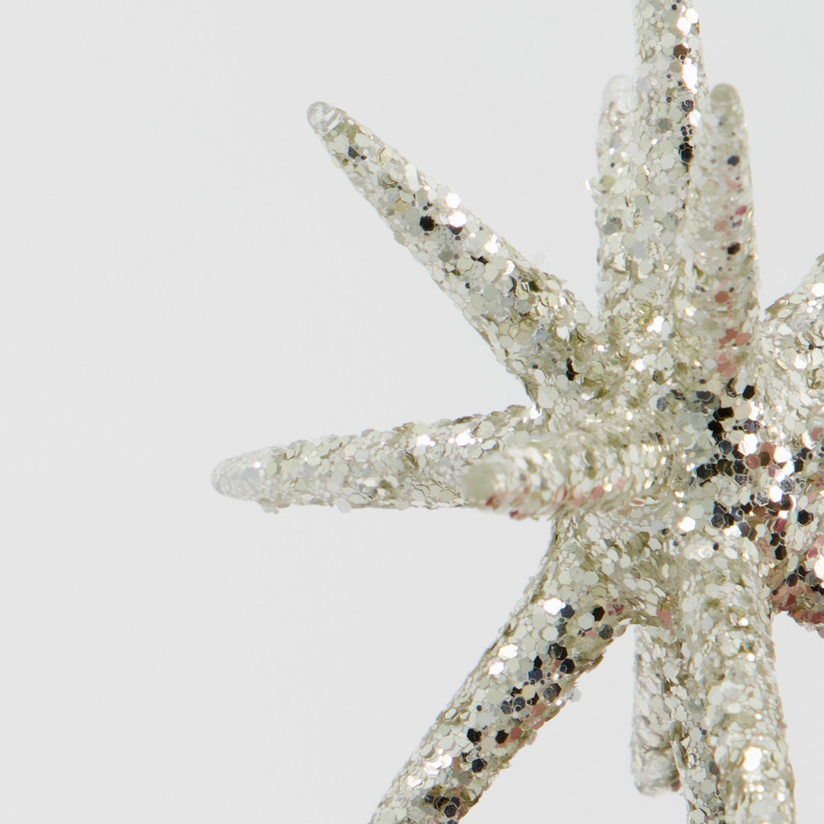 House Doctor Spike julgranspynt stjärnor 7,5 cm 4-pack silver/glitter