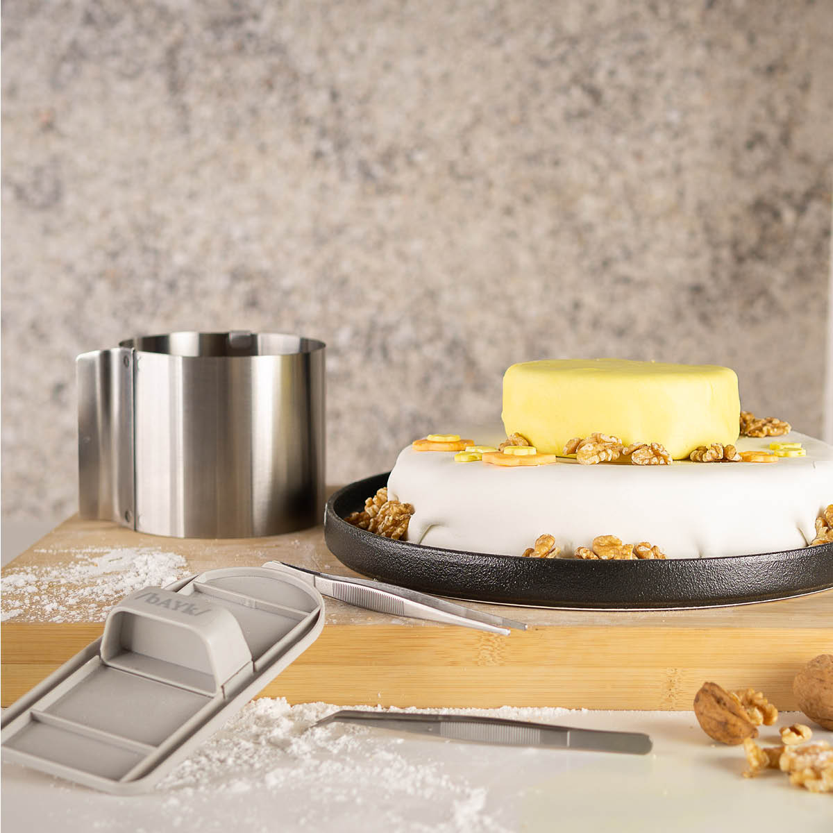 Modern House bAYk Cake Smoother 16,5x8 cm Grå