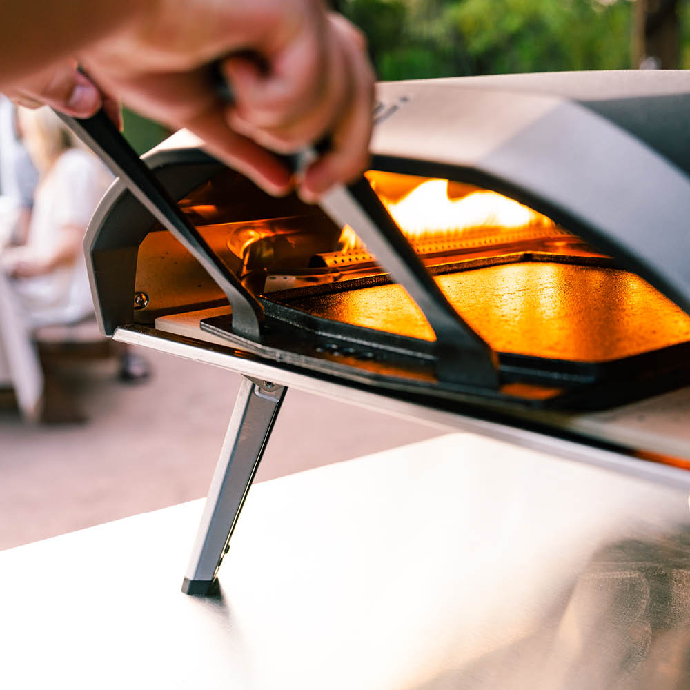 Ooni Grizzler Plate tvåsidig grillplatta 32 cm gjutjärn med ställ