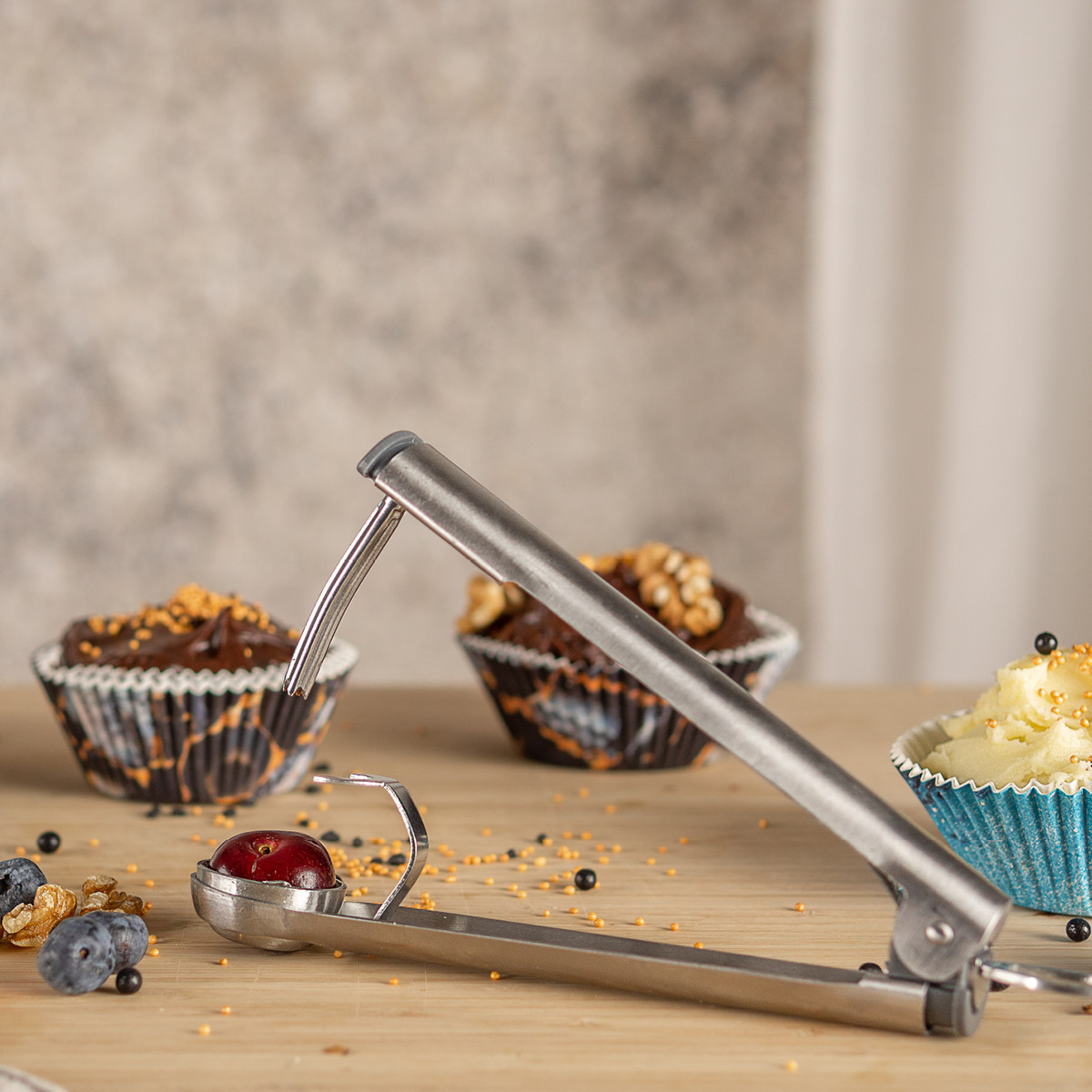 Modern House BAYk kjerneutstikker til kirsebær stål/krom