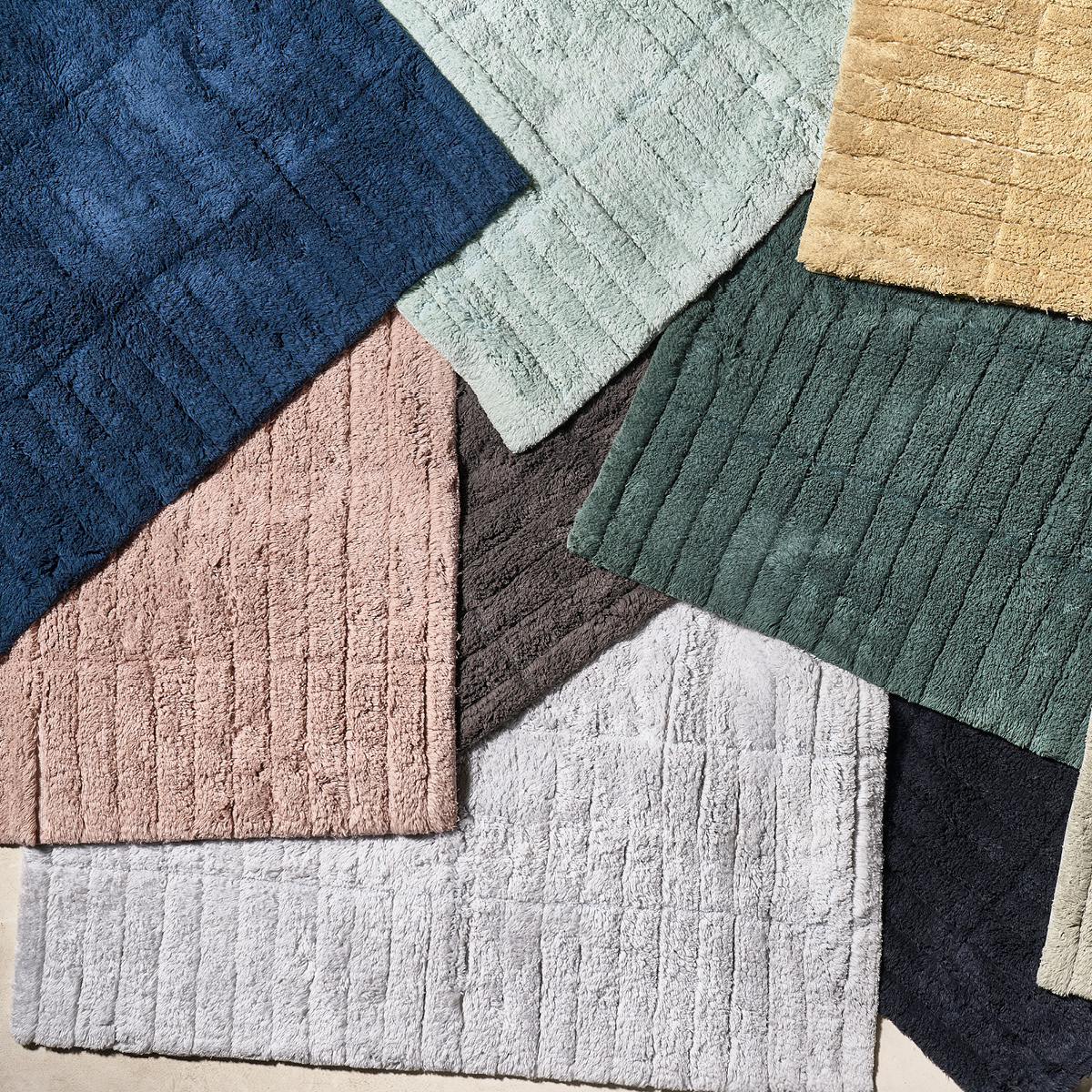 Zone Tiles Kylpyhuoneen matto 80x50 cm Dark Blue