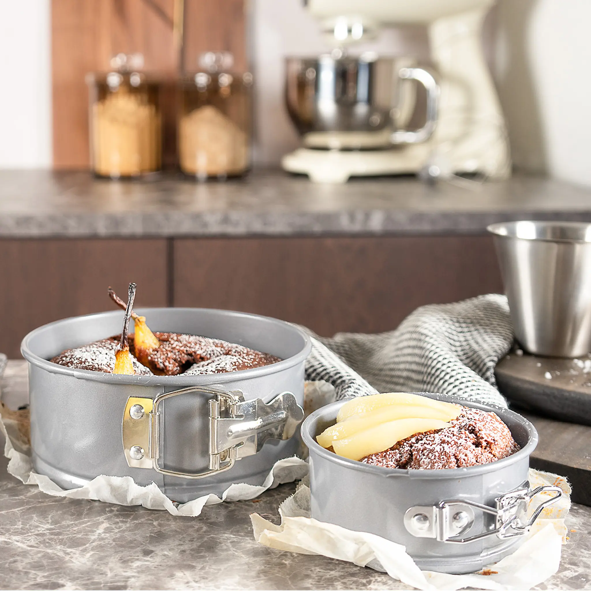 Modern House bAYk springform 16,5 cm silver