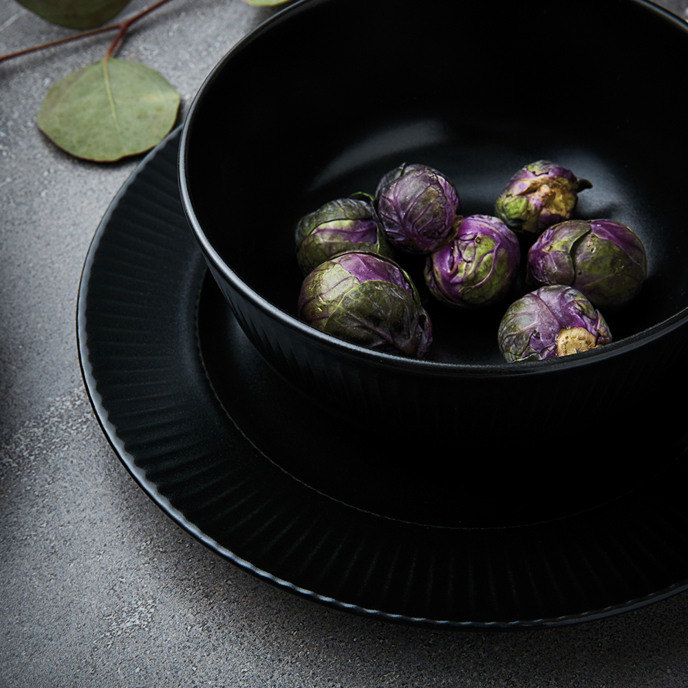 Aida Groovy stentøy skål 14,5x6,5 cm svart