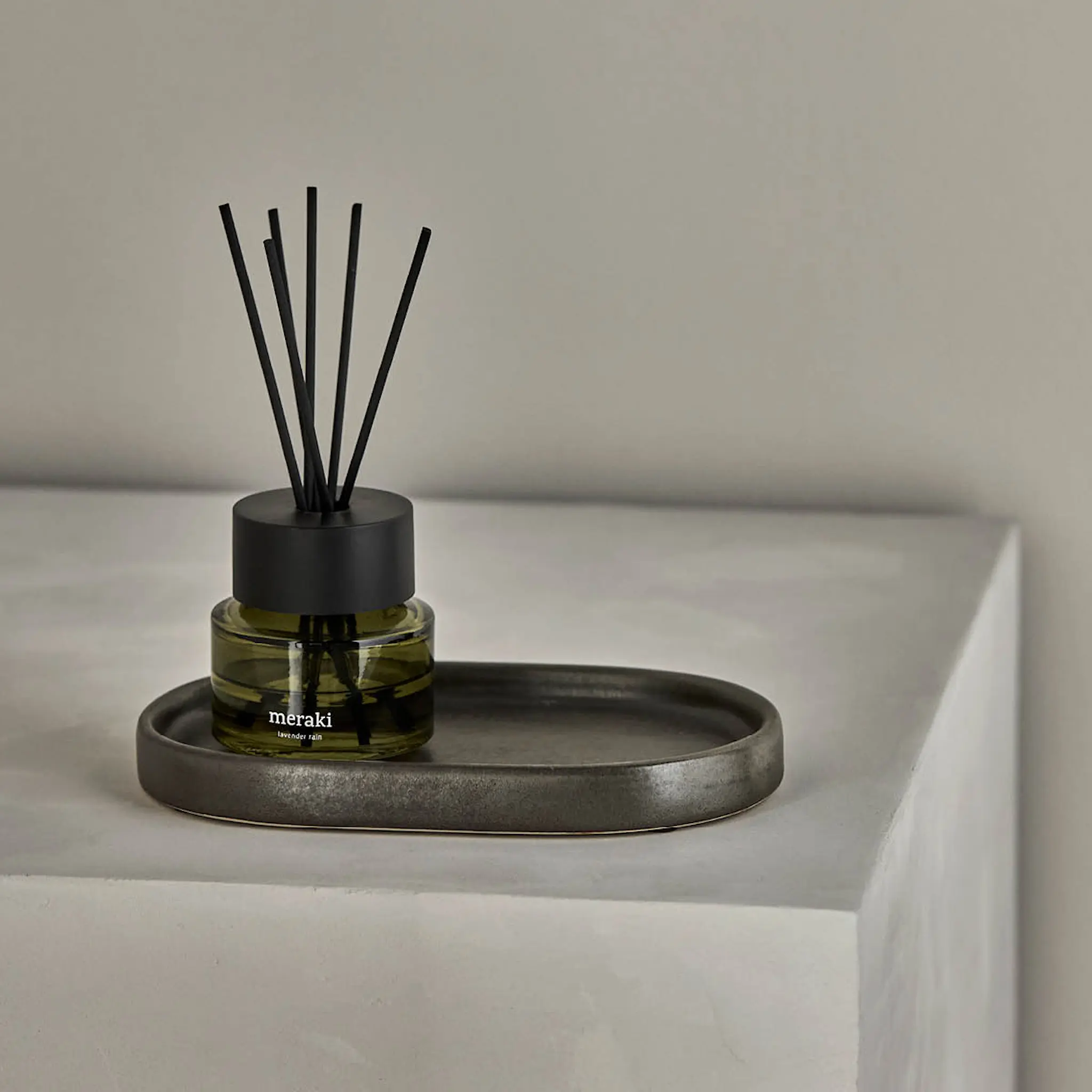 Meraki Datura Alusta 20x12,5 cm Tummanharmaa