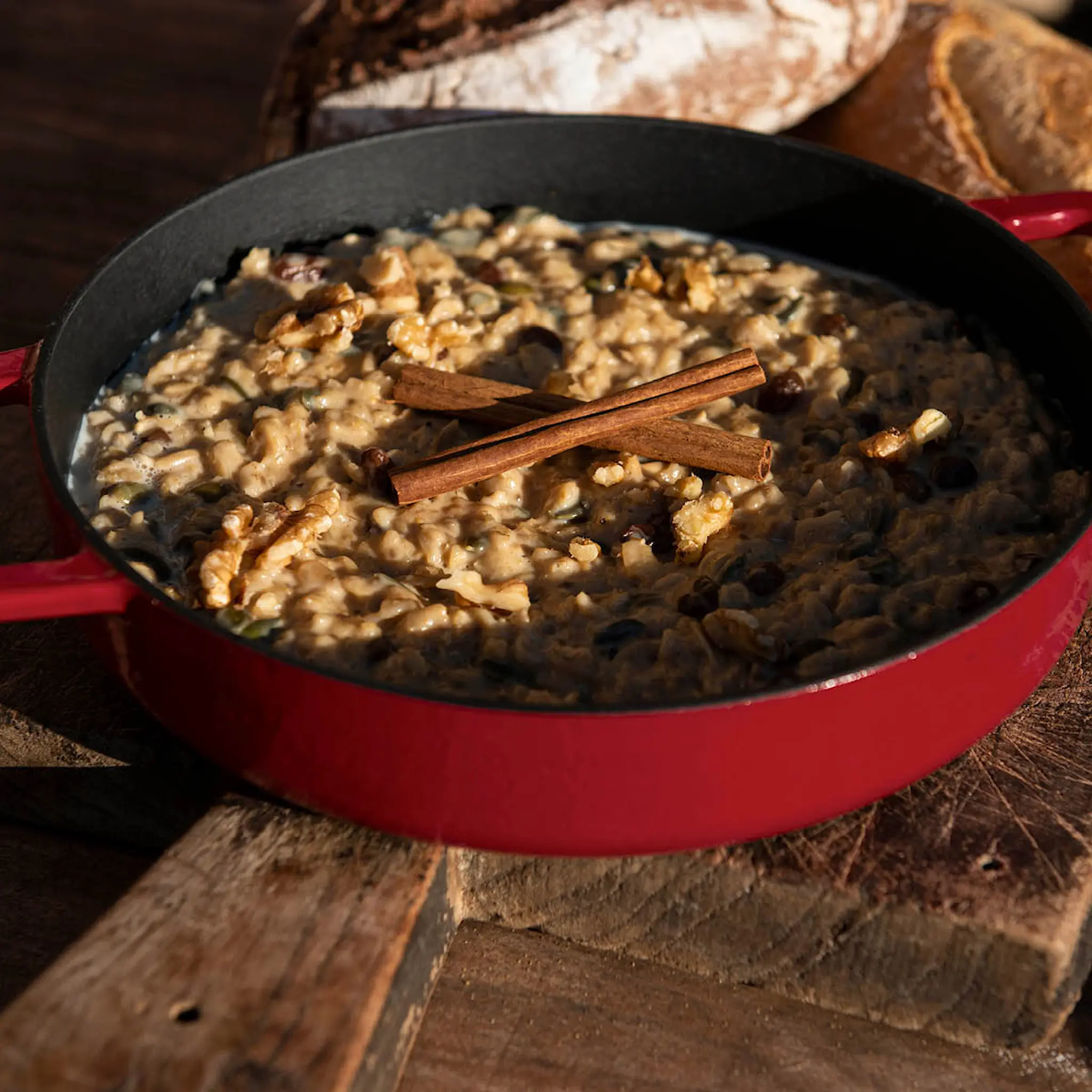 Combekk Emaloitu Valurautapannu 28 cm Bordeaux