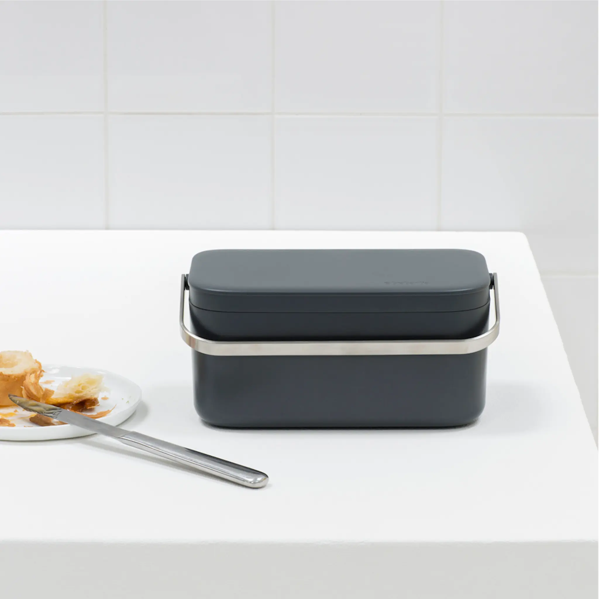Brabantia SinkSide matavfallshink 1,8 L mörkgrå