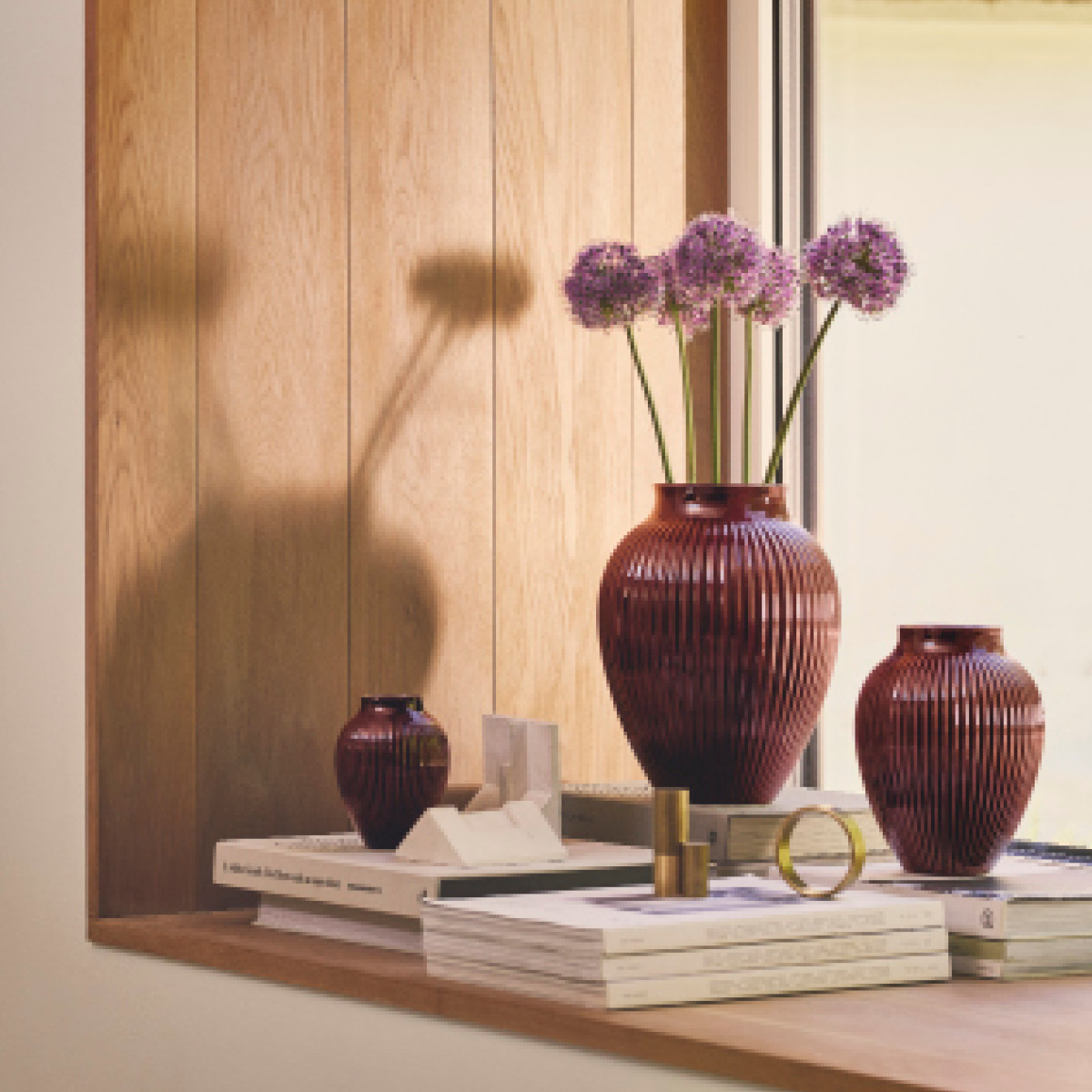 Knabstrup Keramik Ripple vas 20 cm berry