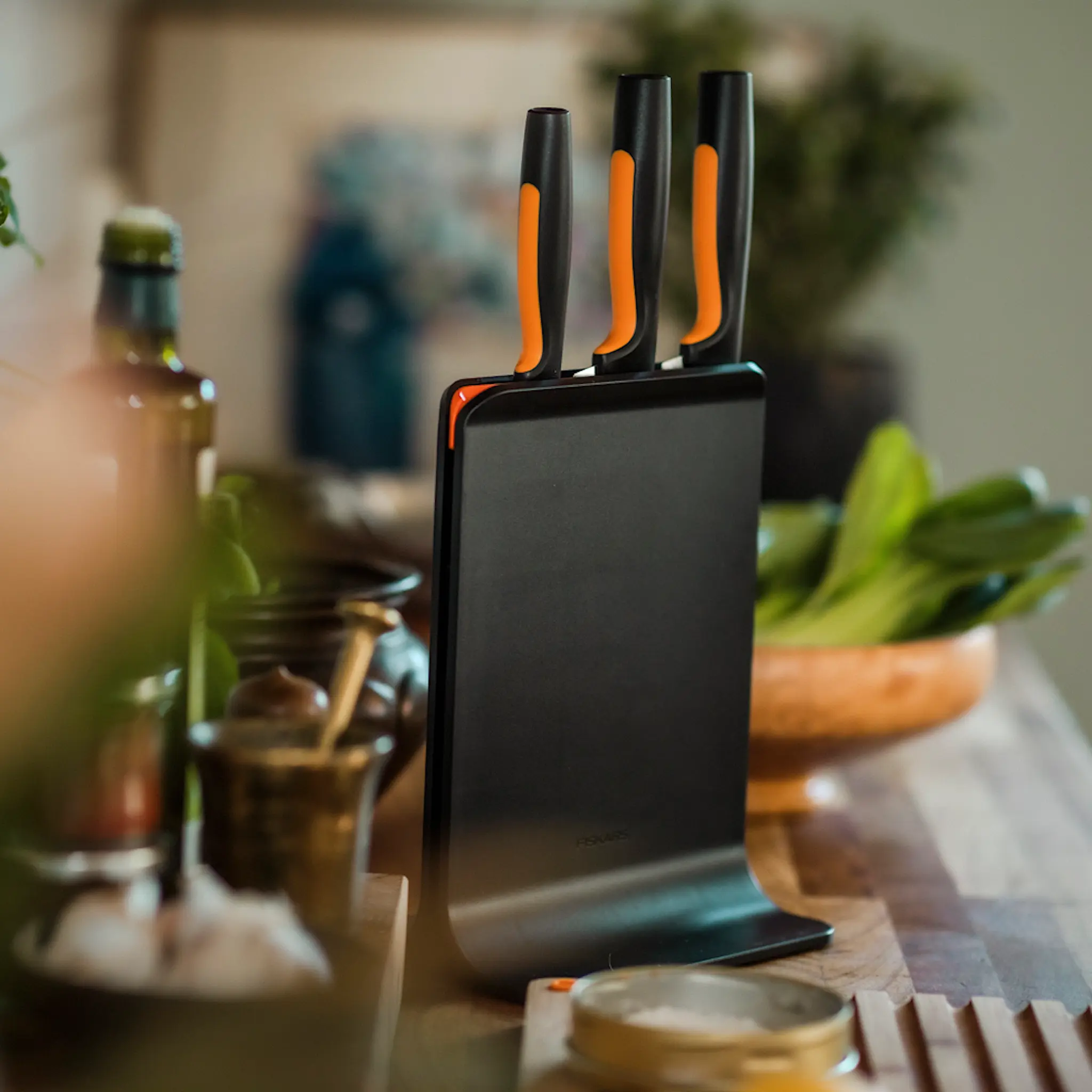 Fiskars Functional Form Knivblock med 3 Knivar Svart