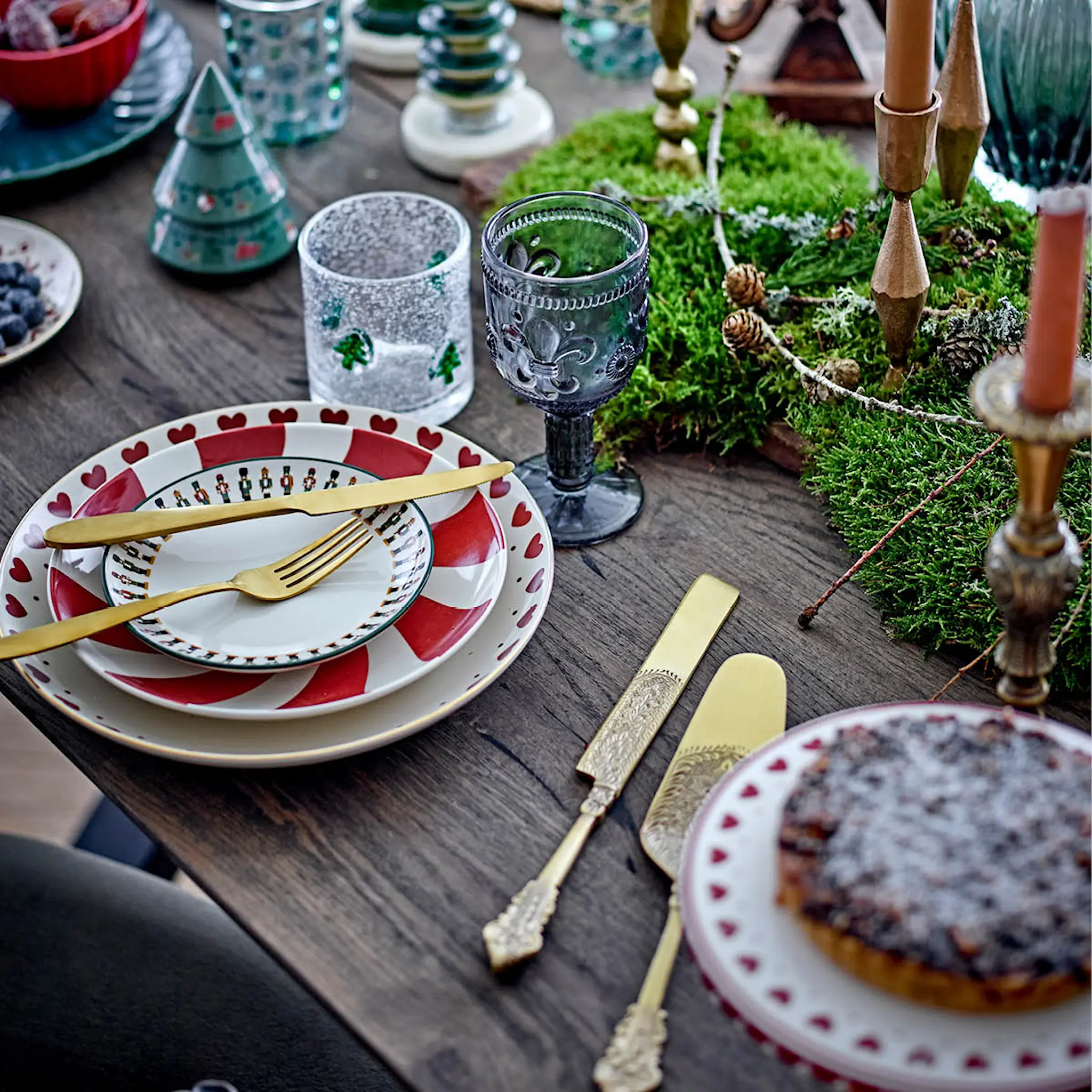 Bloomingville Yule tallrik 23 cm julmotiv godis