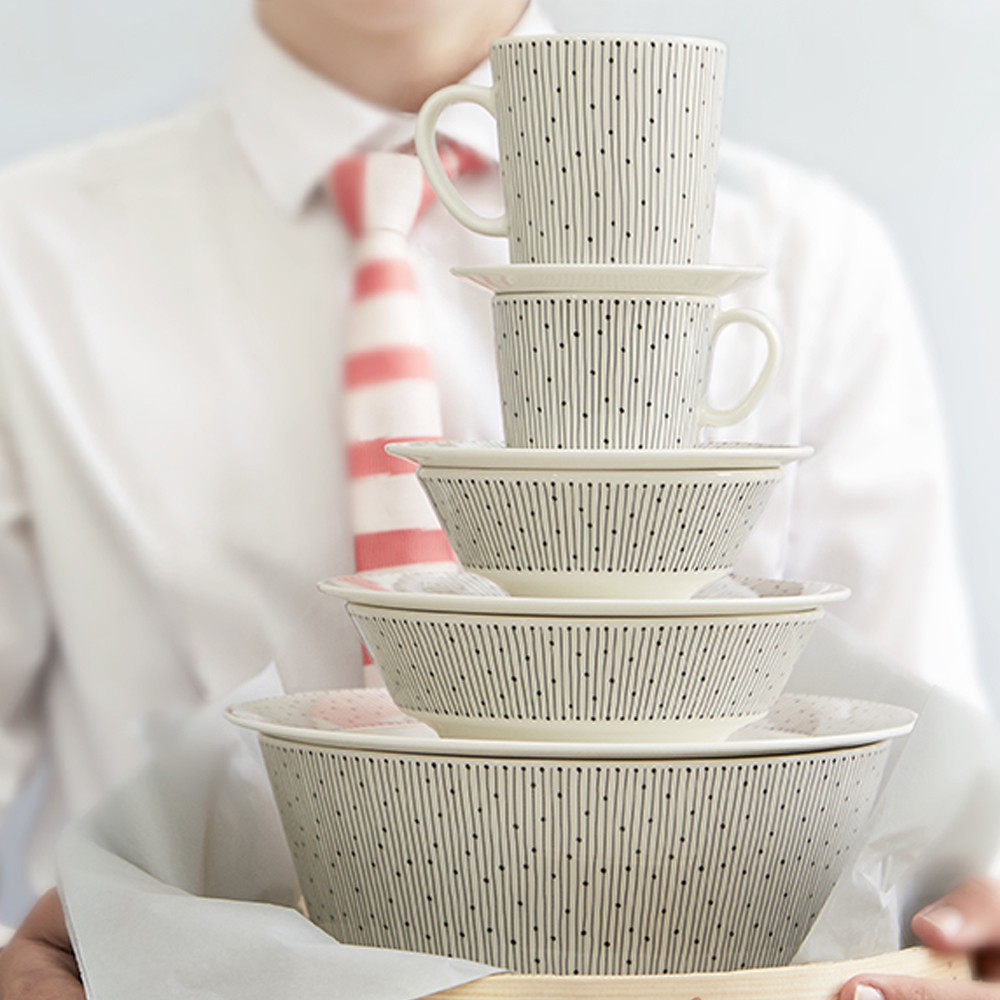 Arabia Mainio Sarastus ovnsform 0,7L hvit