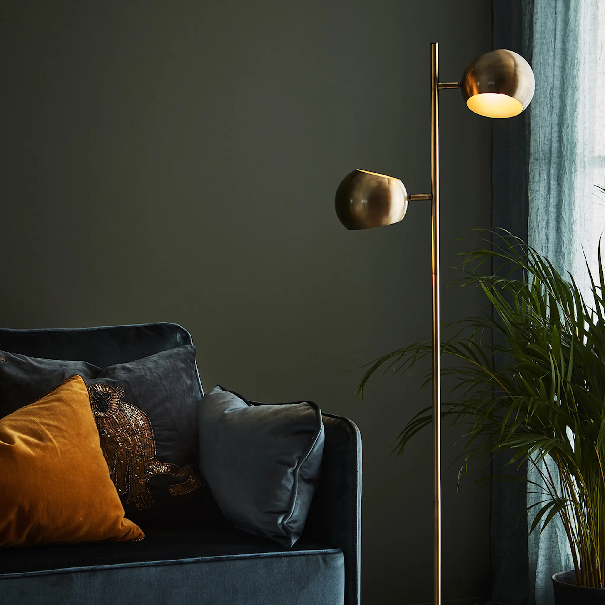 Markslöjd Edgar golvlampa 145 cm antik