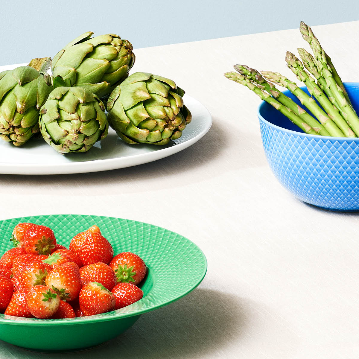 Lyngby Porcelæn Rhombe Tarjoiluastia 42x32 Valkoinen