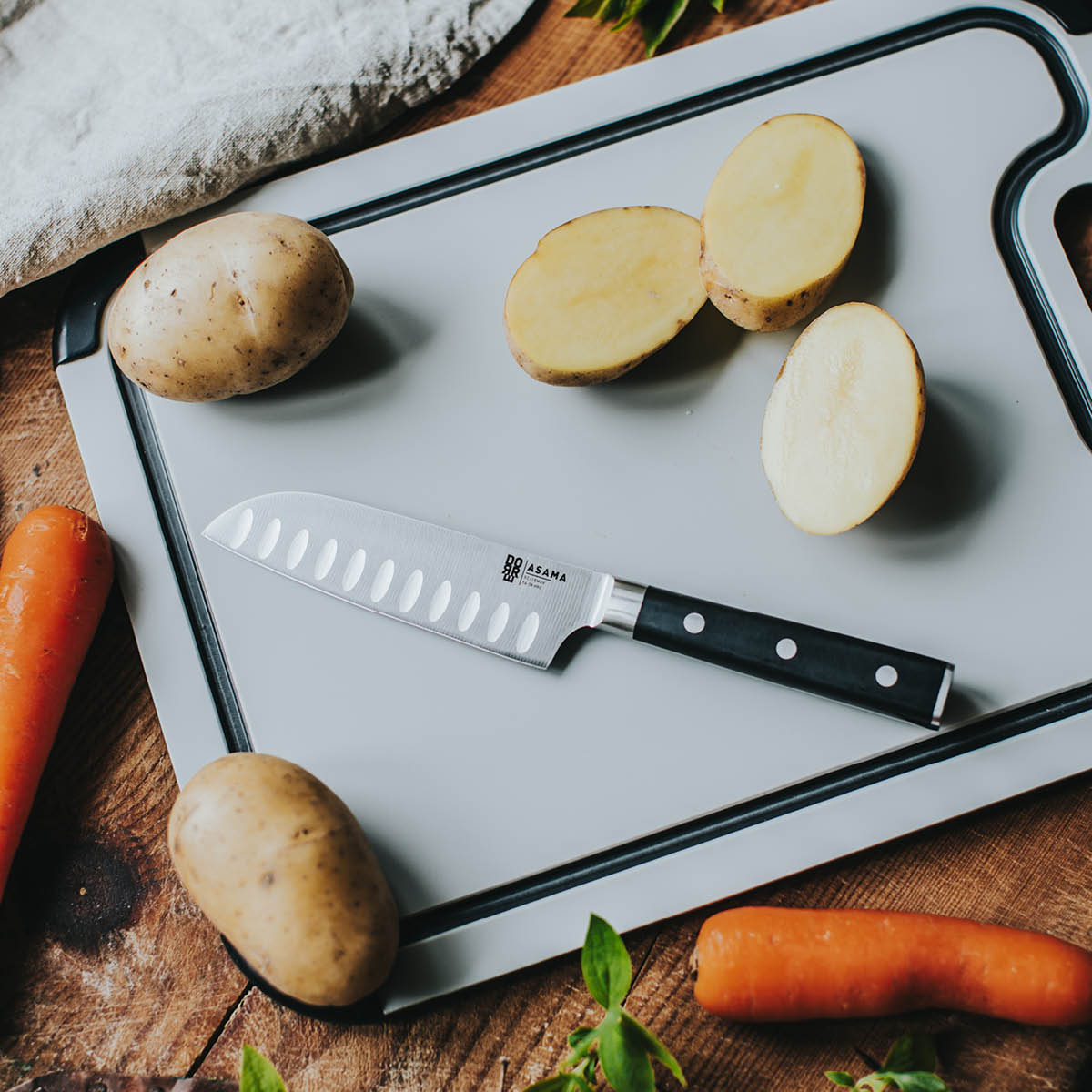 Dorre Asama kinesisk kokkekniv 31,5 cm svart