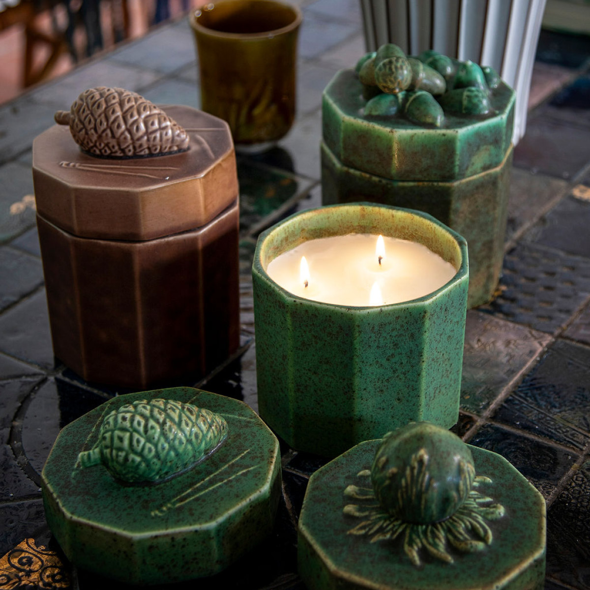 Sthål Arabesque doftljus lemongrass 17 cm acorn graystone