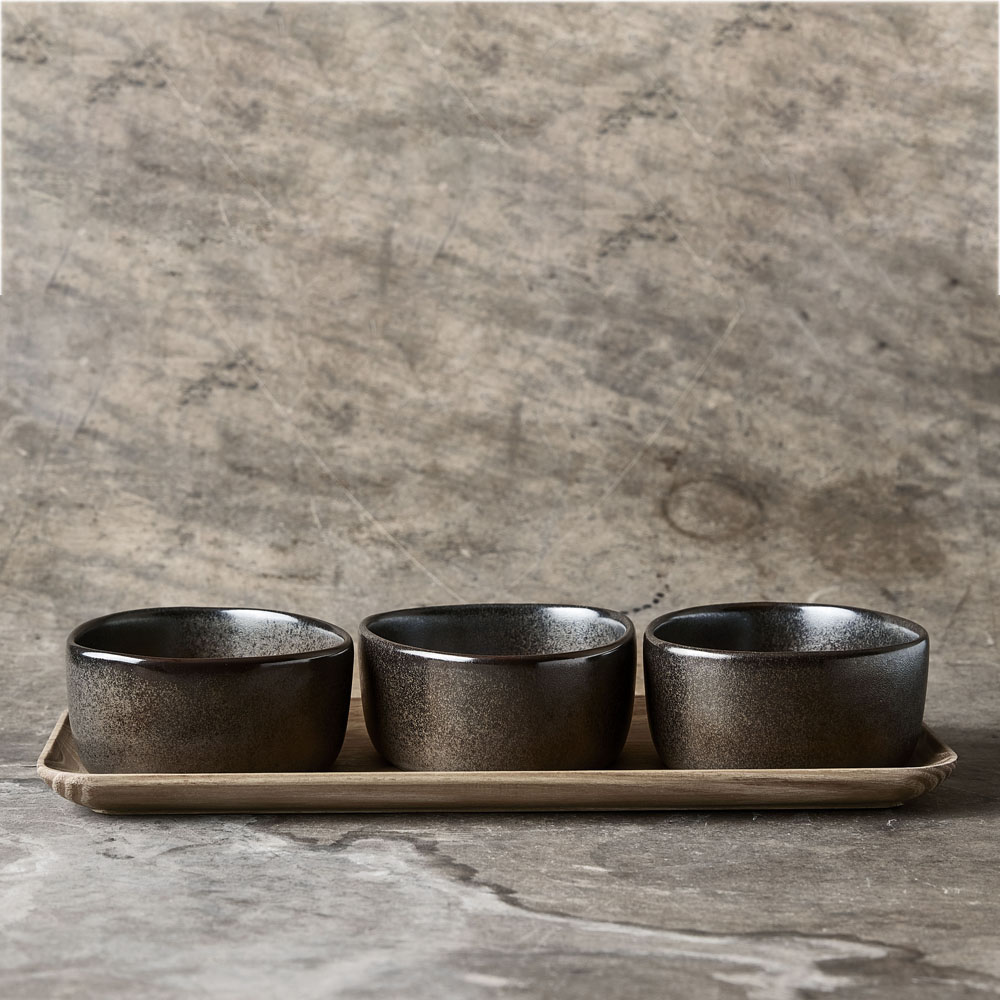 Aida Raw organic skål på teaktrebrett 4 deler metallic brown