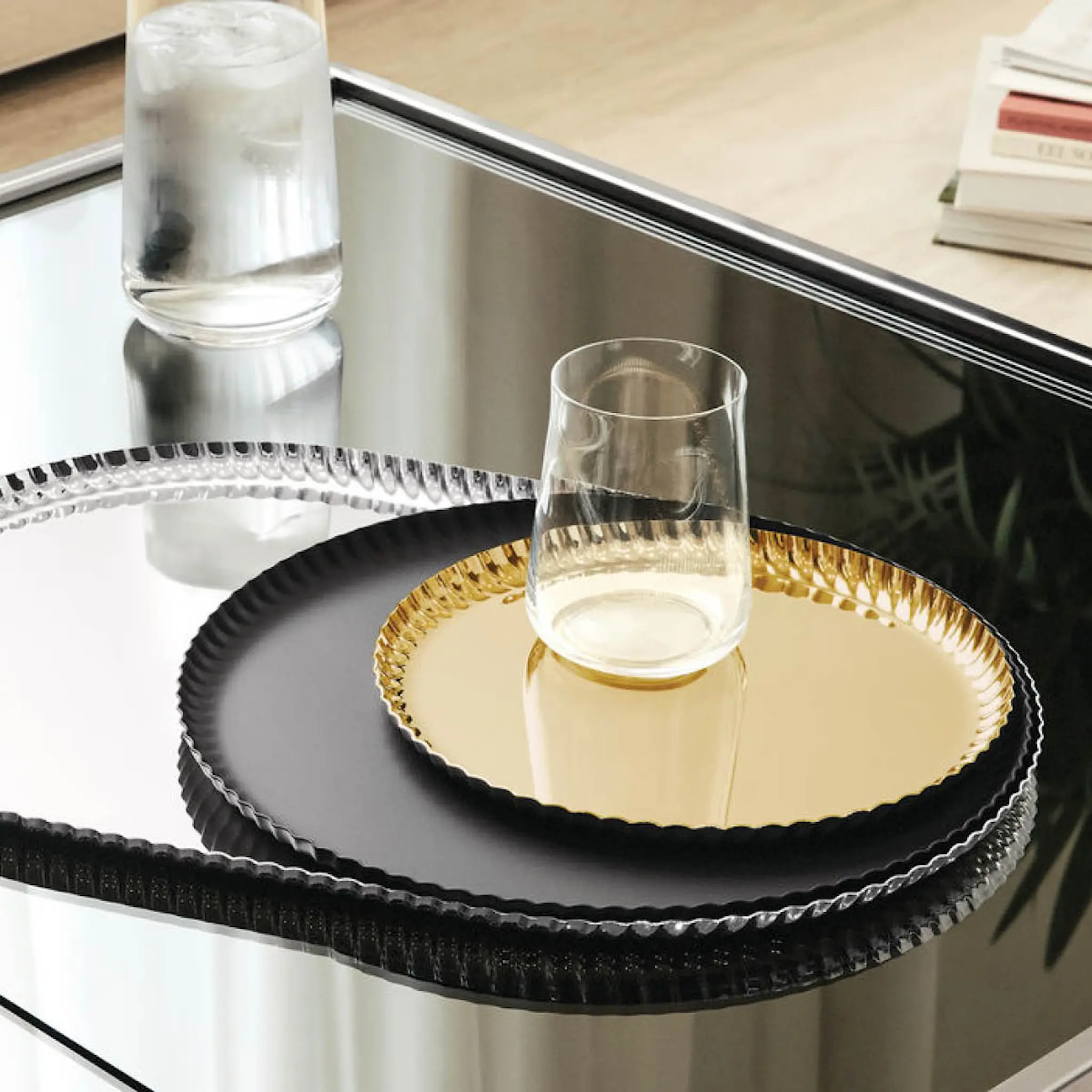 Alessi Pleats bricka 23 cm blankt stål