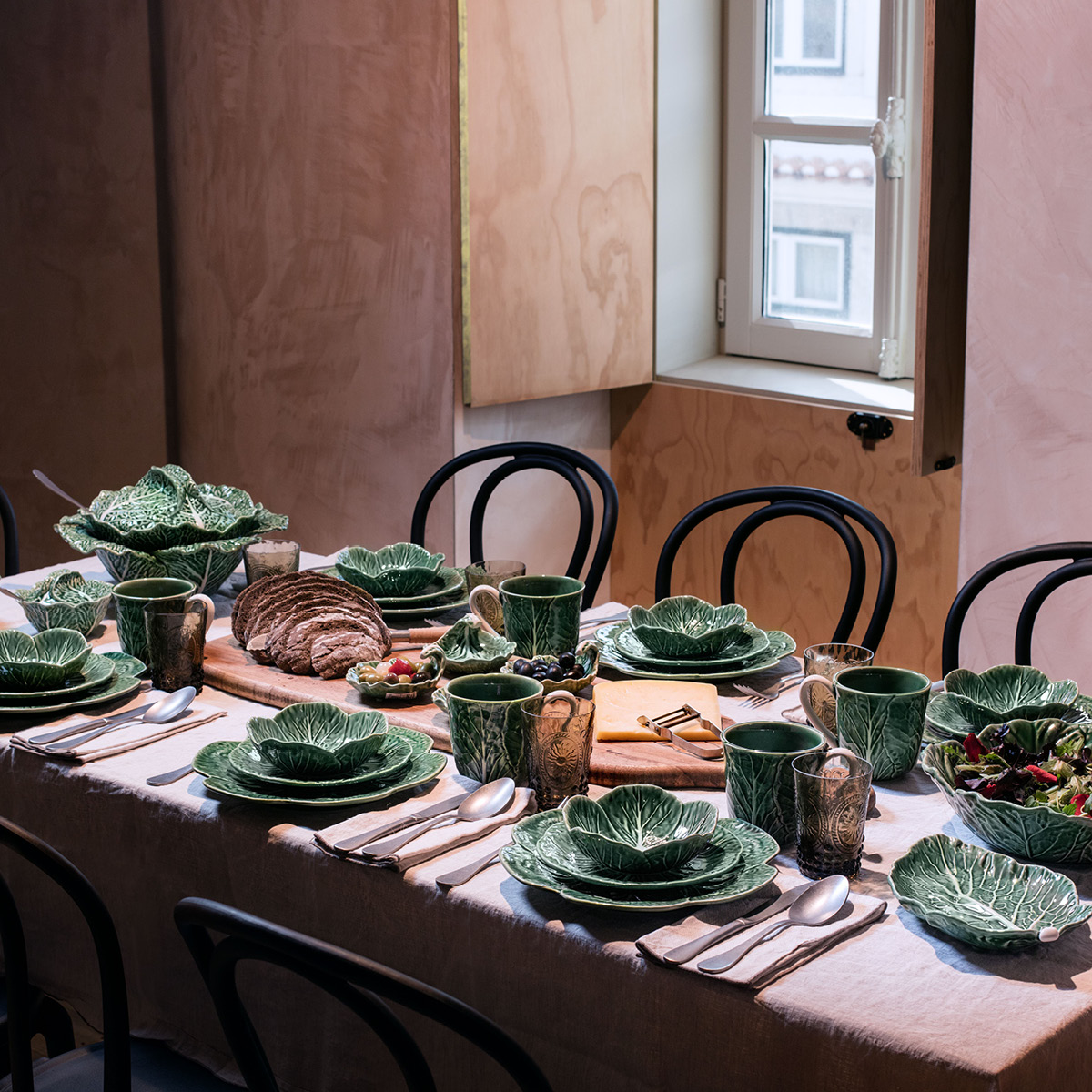 Bordallo Pinheiro Cabbage serveringsfat 26x25 cm kål grønn