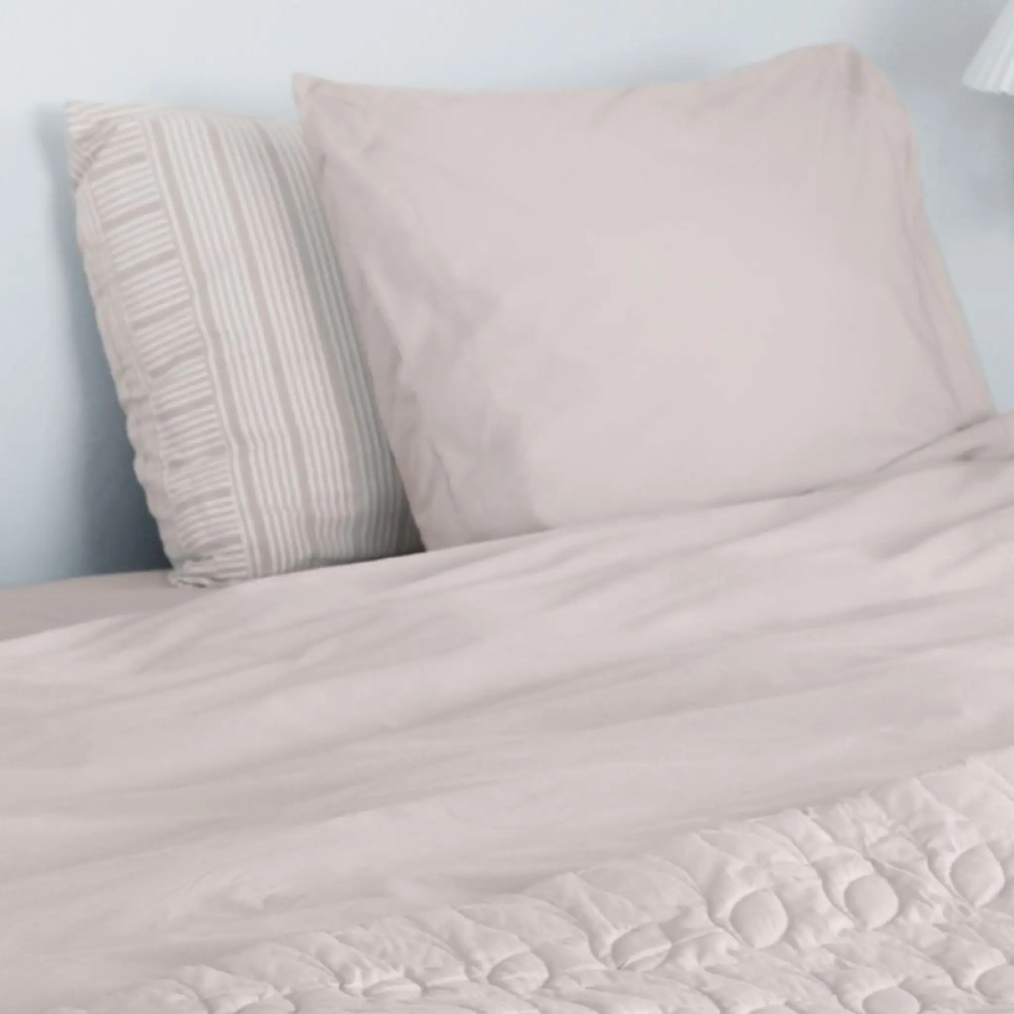 Home by Ilse Jacobsen Bedding Collection bäddset 150x210 cm + 50x60 cm sand beige