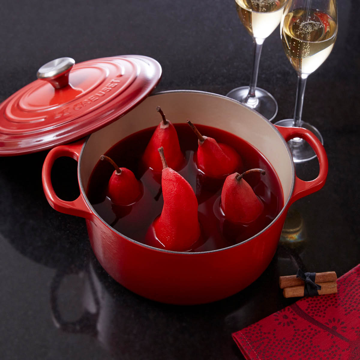 Le Creuset Signature støpejernsgryte rund 22 cm cerise