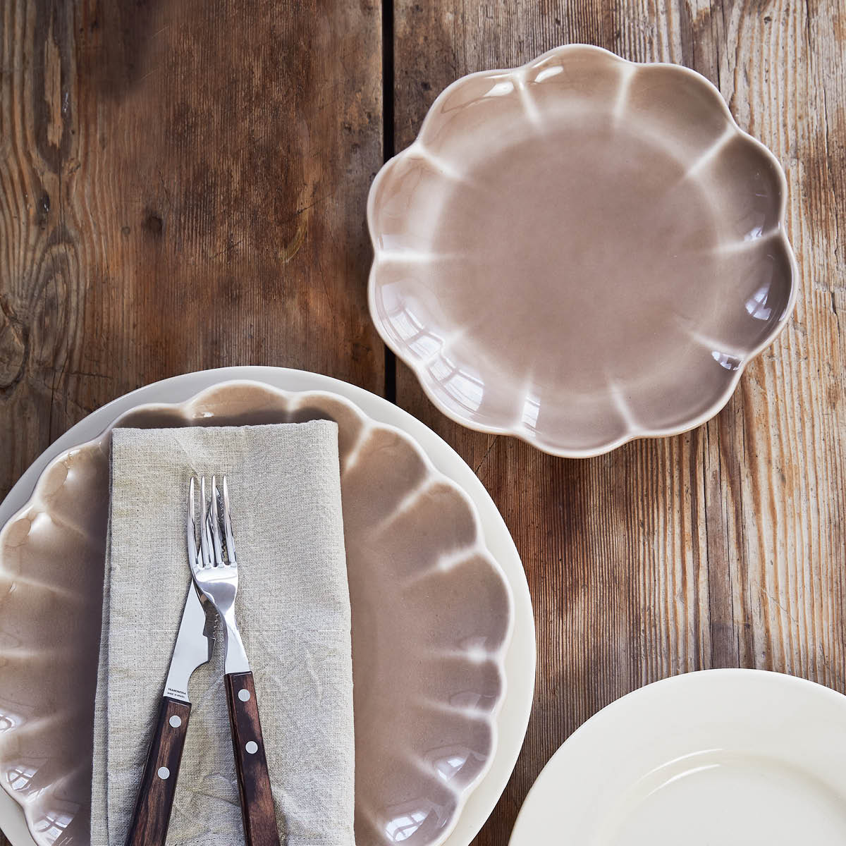 Stiernholm Lotus asjett  22 cm brun