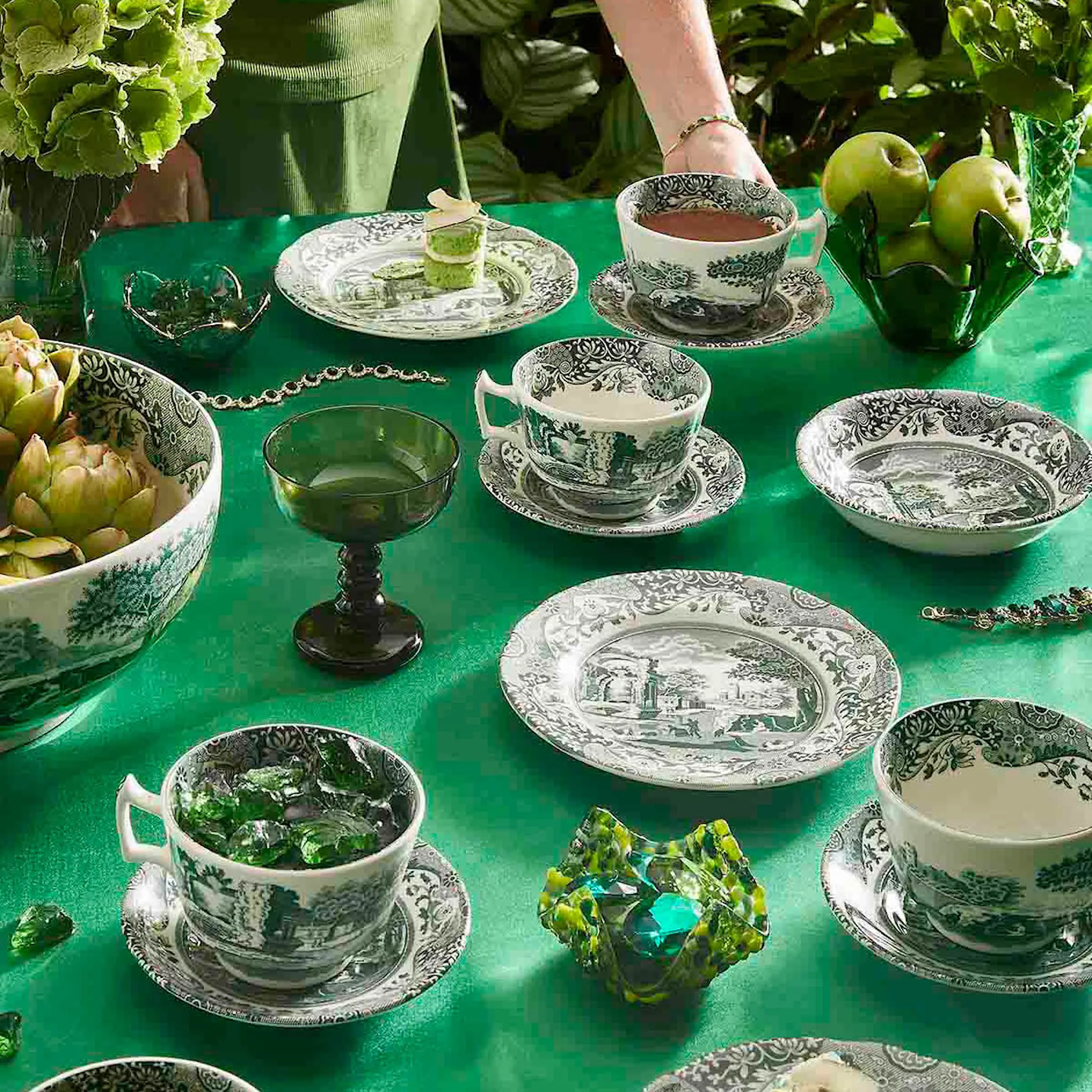 Spode Heritage Green Italian kopp med fat 28 cl grön/vit