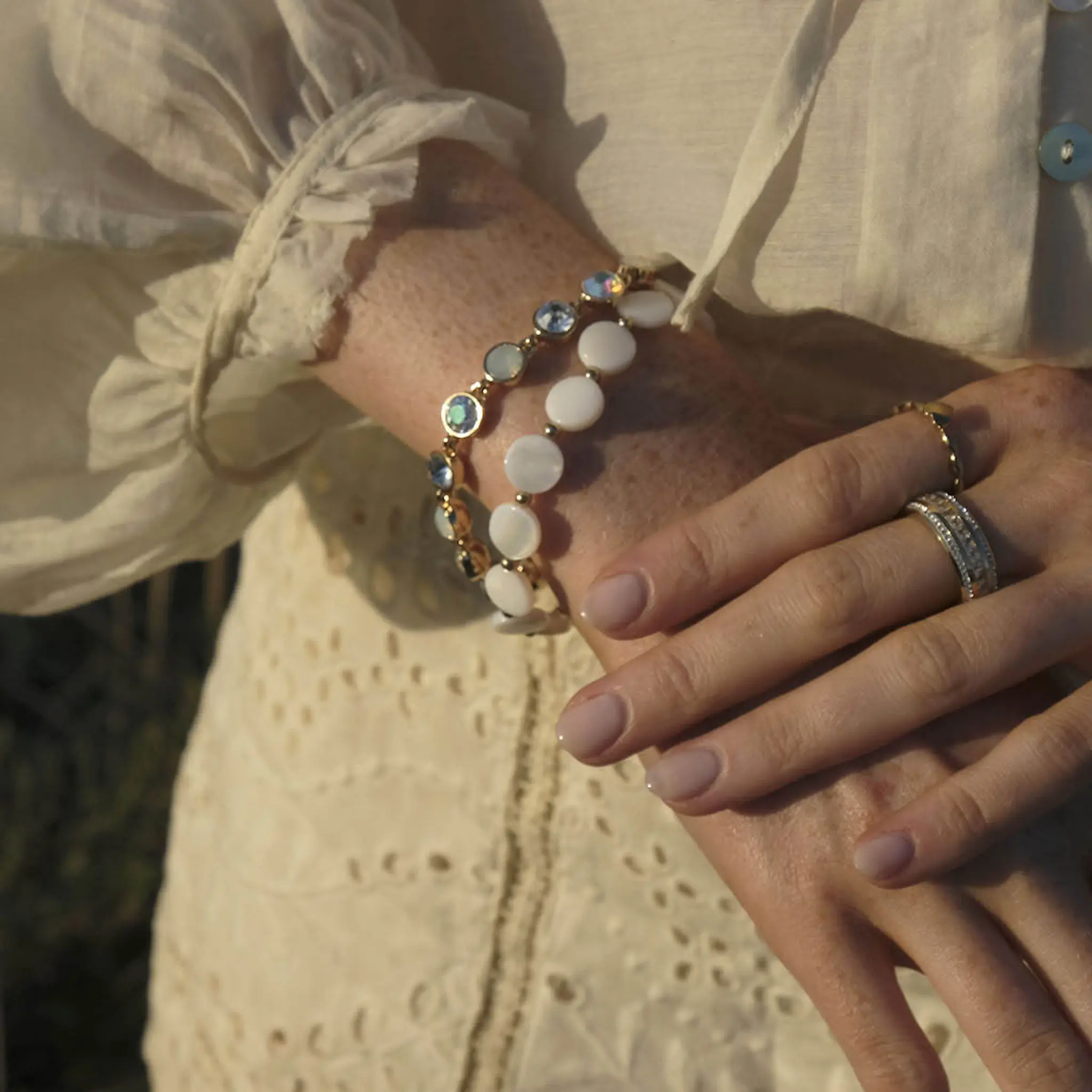 A&C Oslo AS Solstice Gold armbånd med steiner gull