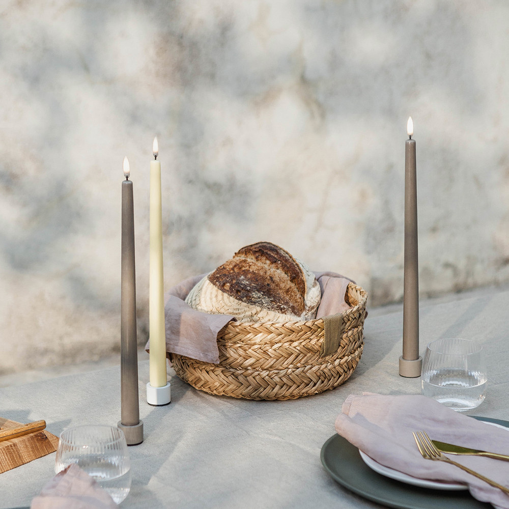 Uyuni Lighting Taper Candles ljusstake 3,2x2,3 cm 2-pack vit