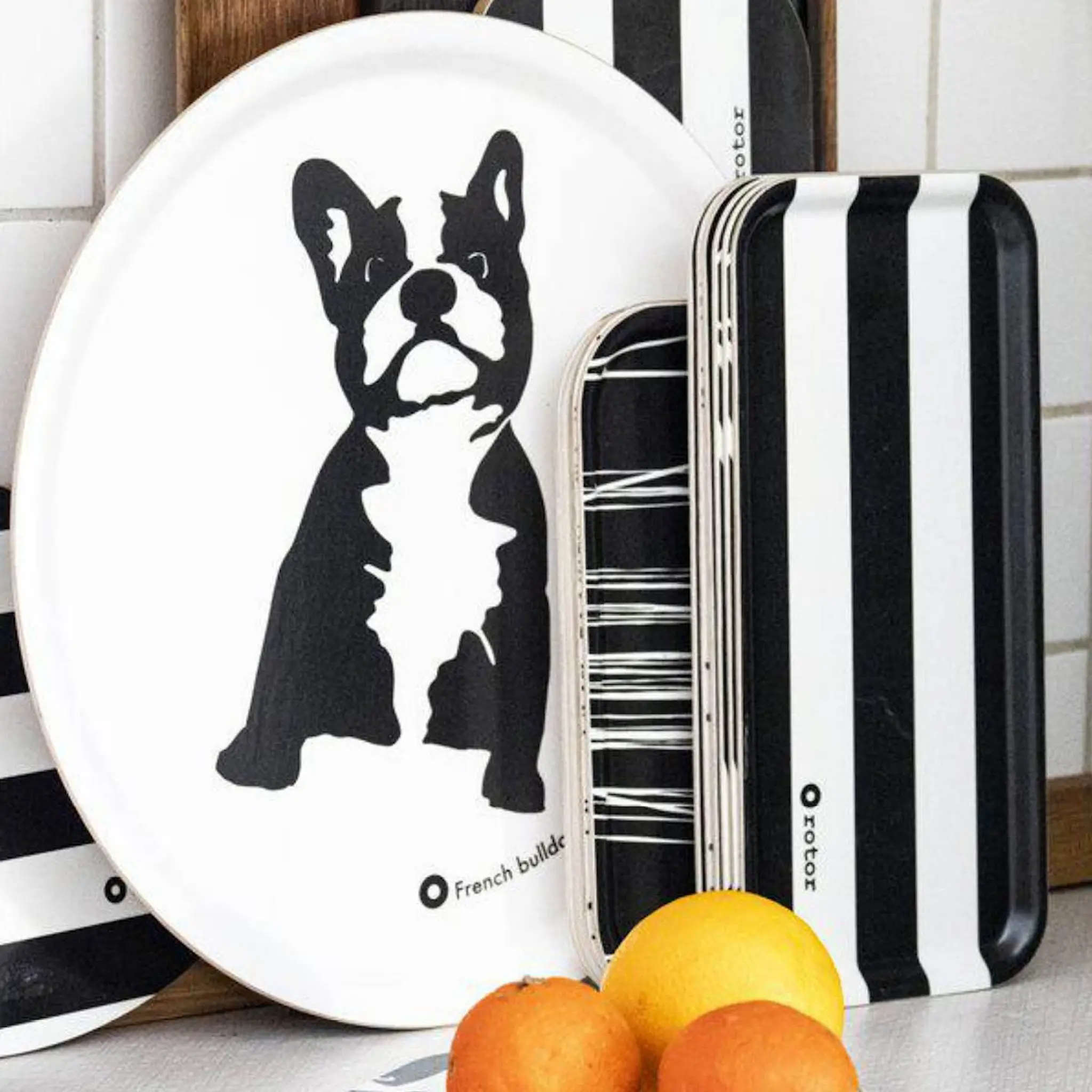 Rotor Design Buster serveringsbricka 38x38 cm vit/svart