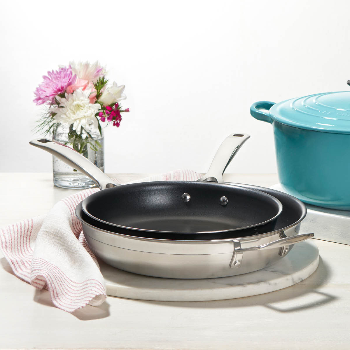 Le Creuset Le Creuset 3-ply stekpannor 2 delar 24+28 cm non-stick