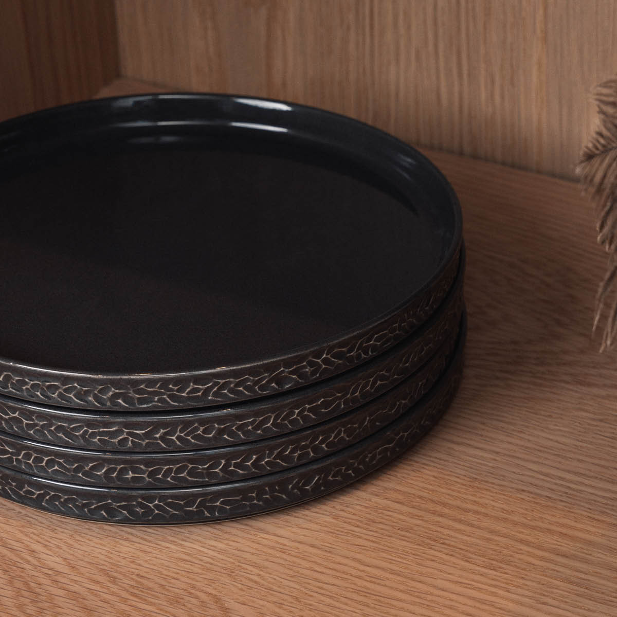 Vargen & Thor Servisen C tallerken 25 cm 4 stk antrasitt