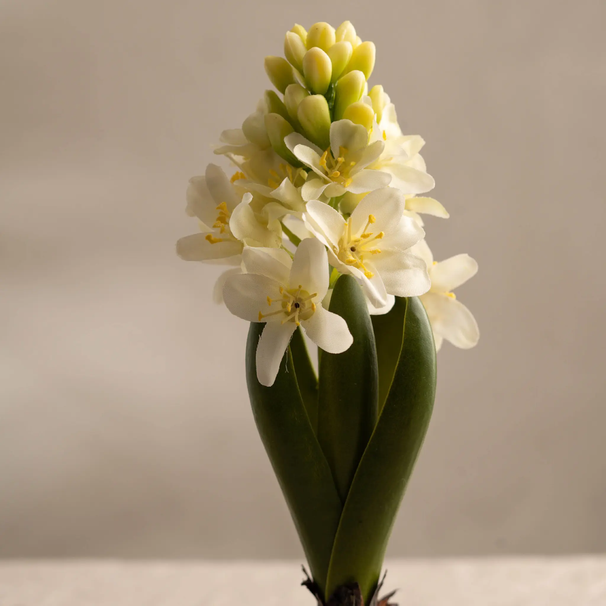 Mr Plant Hyasint med løk kunstig potteplante 20 cm hvit