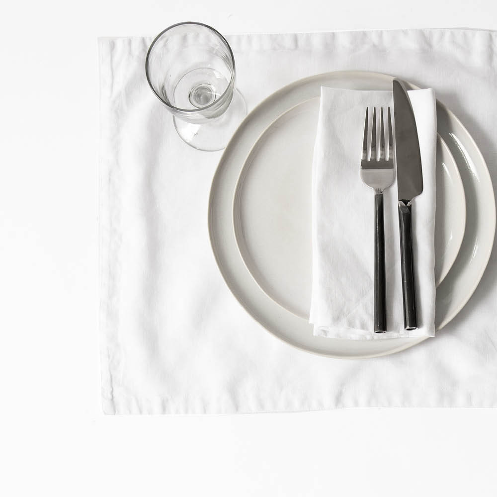 Tell Me More Pöytätabletti 35x50 cm Bleached white