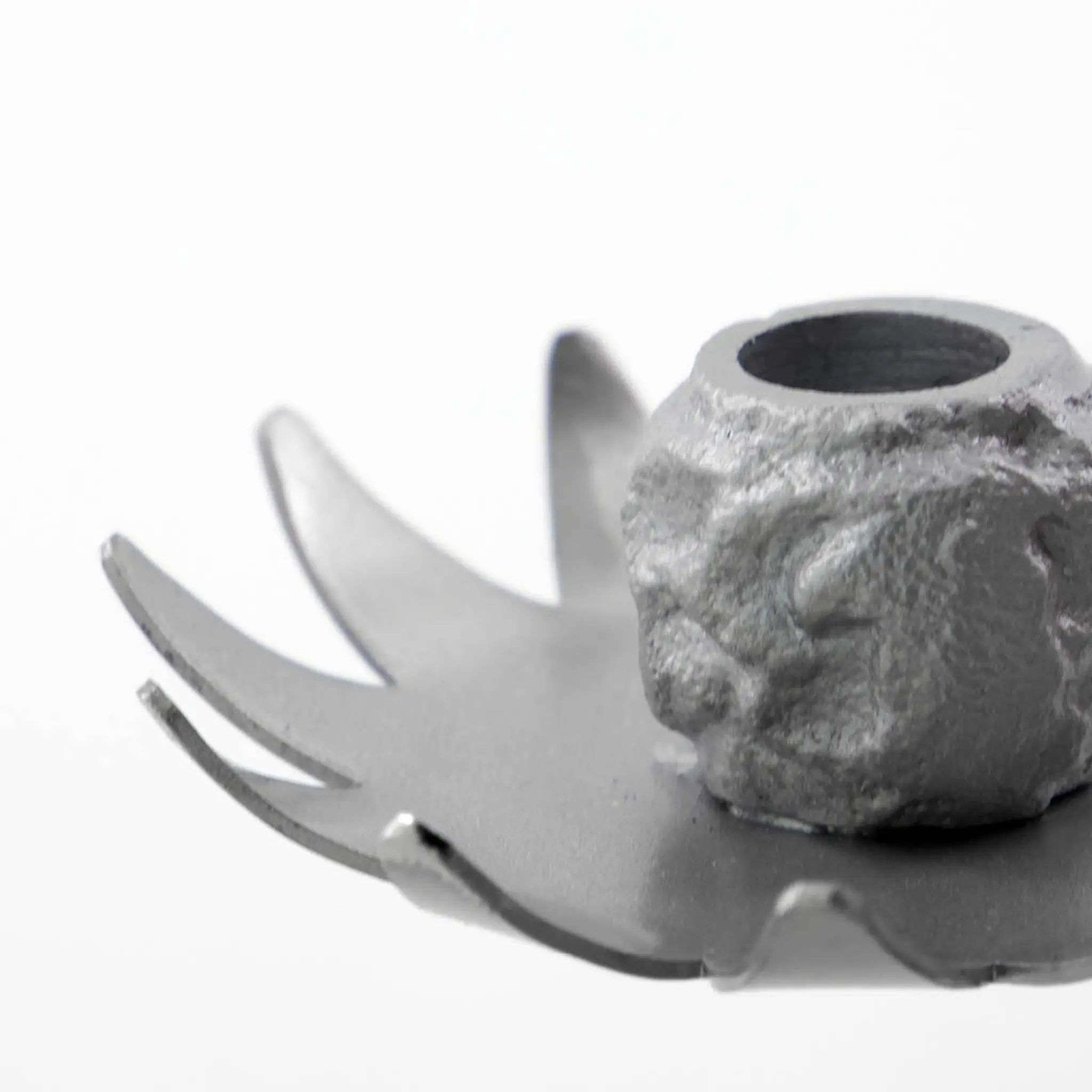 House Doctor Starry lysestake i jern 3 stk sølv