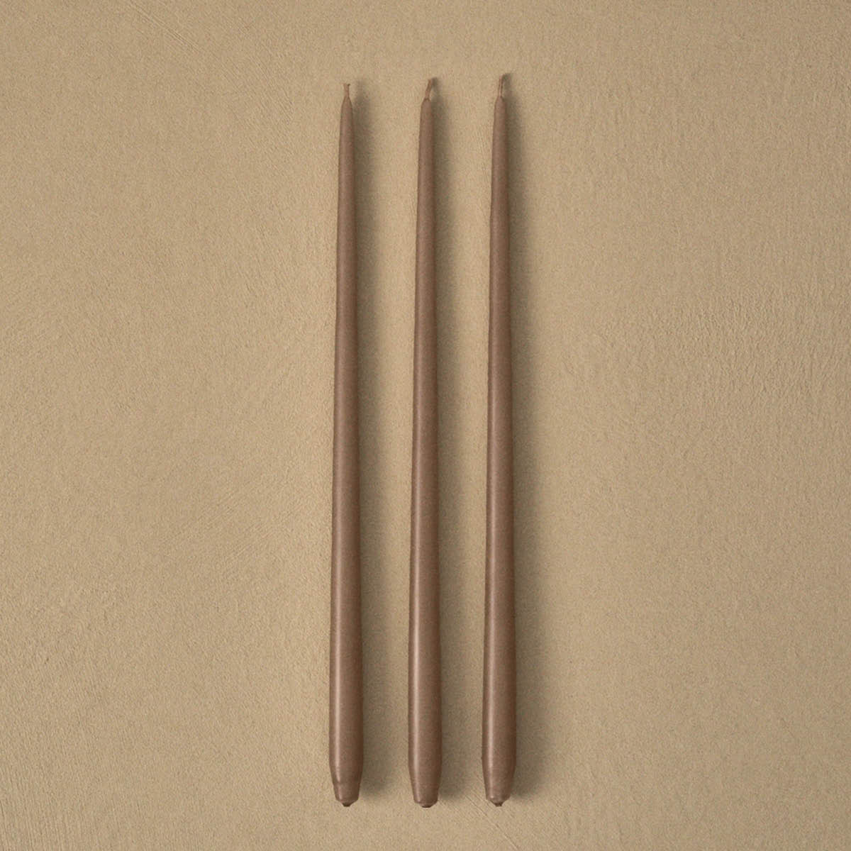 Stoff Nagel STOFF Nagel kruunukynttilät by Ester & Erik 29 cm 6 kpl soft brown
