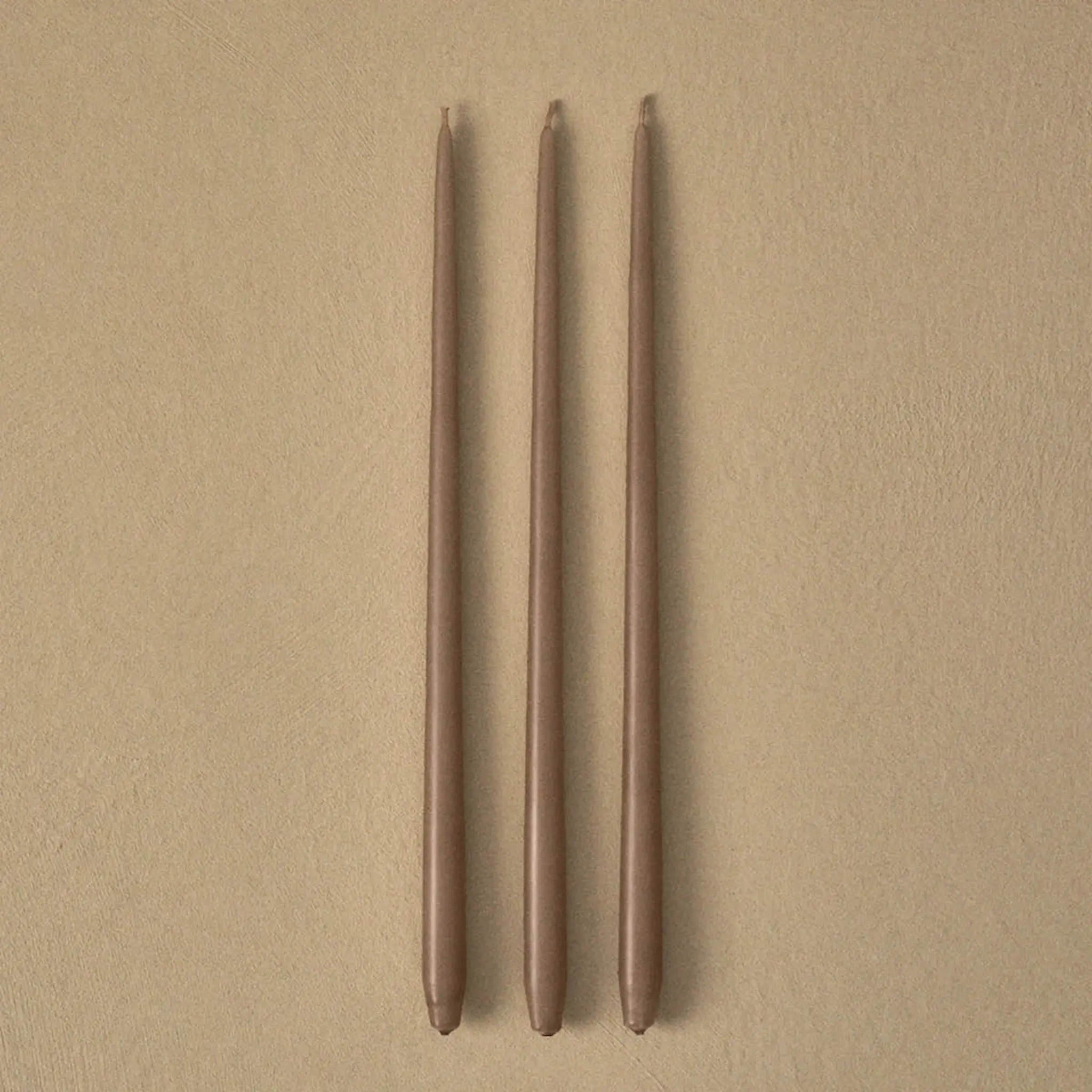 Stoff Nagel STOFF Nagel kruunukynttilät by Ester & Erik 29 cm 6 kpl soft brown