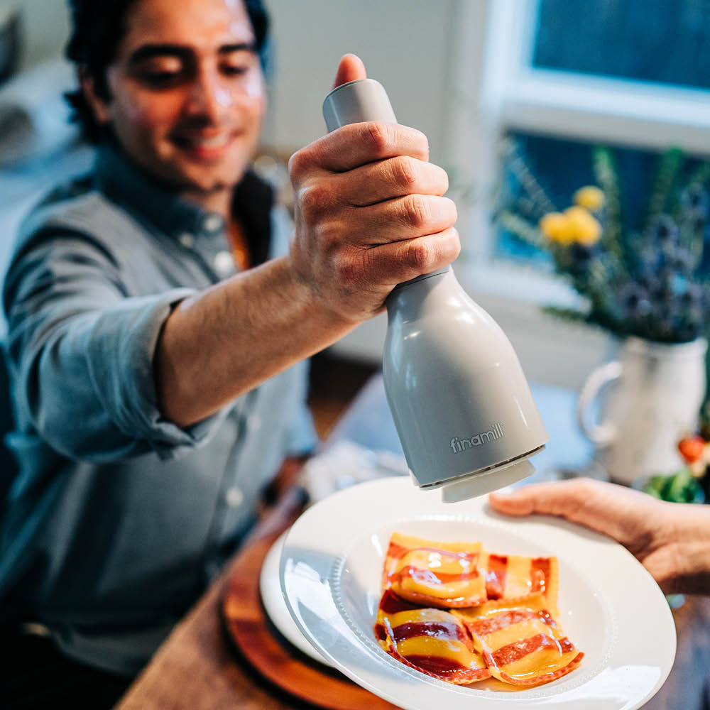 FinaMill Oppladbar krydderkvern m/2 finapod 23 cm soft cream