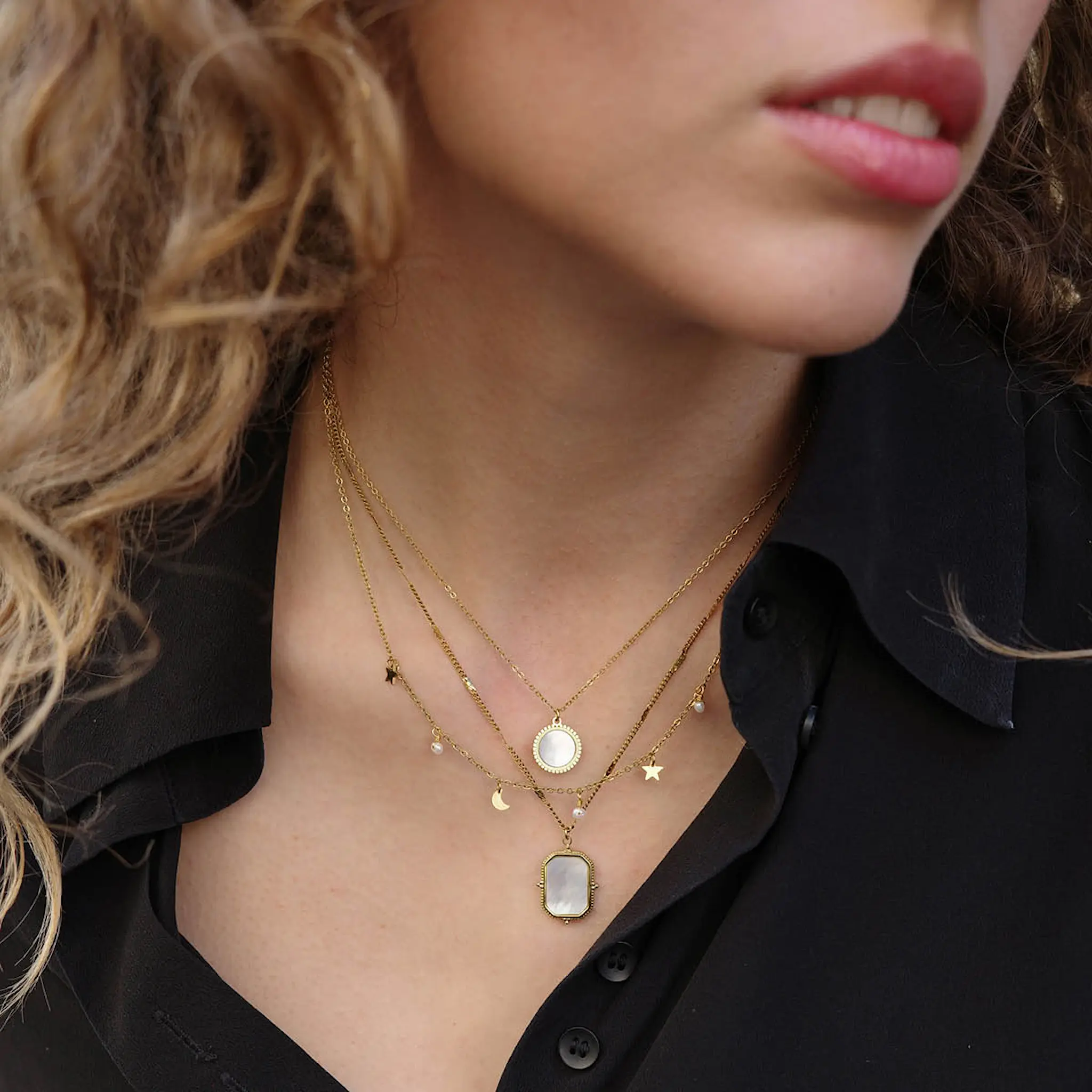 A&C Oslo AS Steel - Miniature halsband kort med stjärntema guld