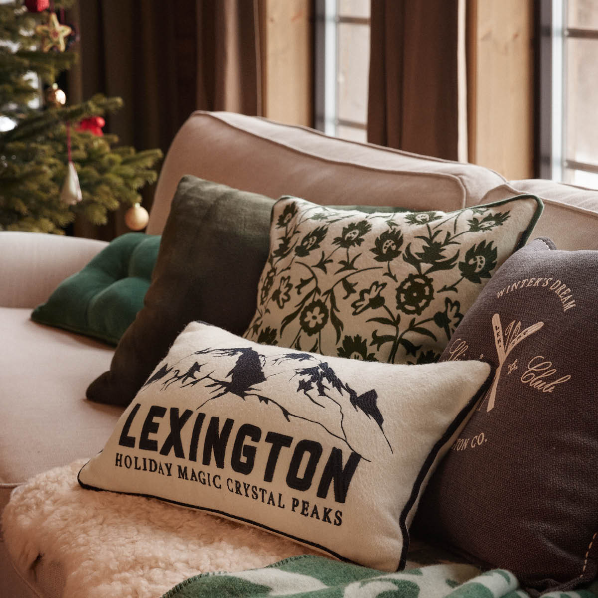 Lexington Prydnadskudde ullmix 50x30 cm Mountains logo vit/marinblå