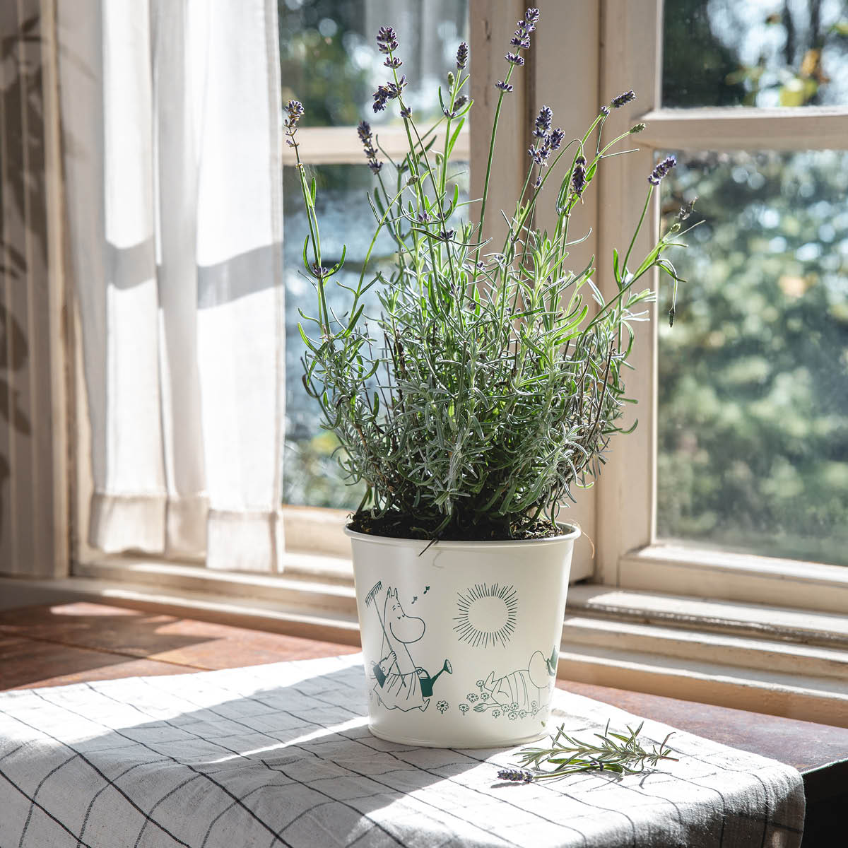 Muurla Mumin plåtkruka 16 cm naturvit