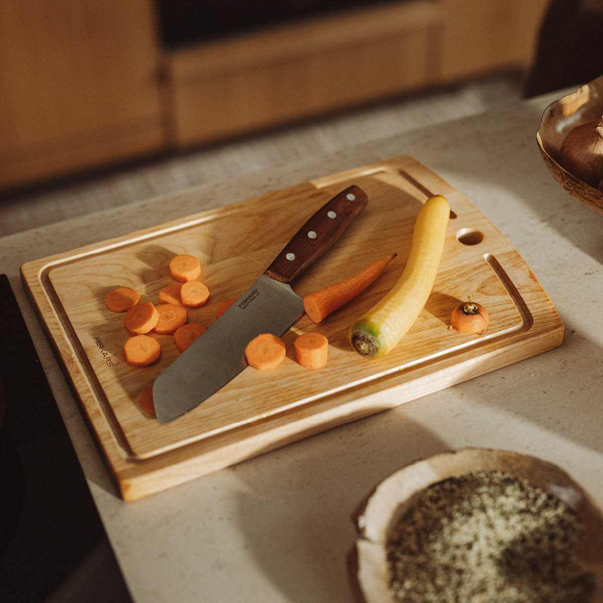 Fiskars Folken santokukniv 16 cm tre/stål