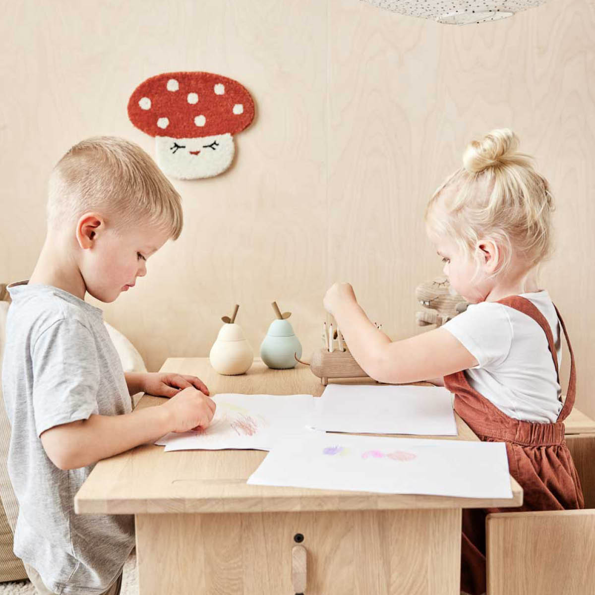 OYOY Pear kopp 20 cl Pale Mint