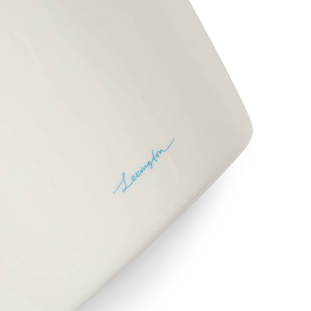 Lexington Vas med vågig kant 25 cm vit/blå