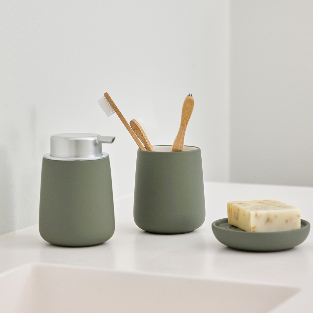 Zone Nova tvålpump 250 ml olive green