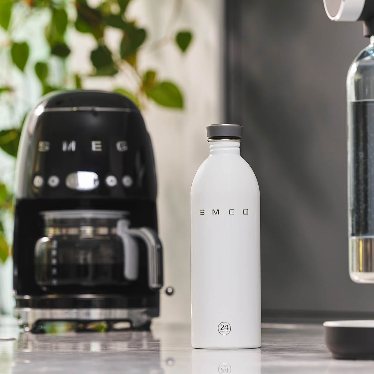 Smeg Smeg Juomapullo 1 L WBF02 Valkoinen